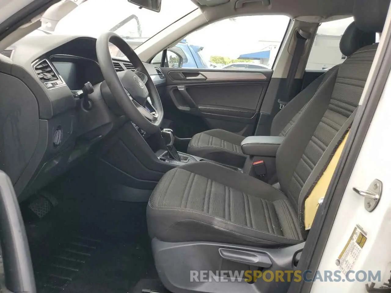 7 Фотография поврежденного автомобиля 3VV1B7AX5NM143020 VOLKSWAGEN TIGUAN 2022