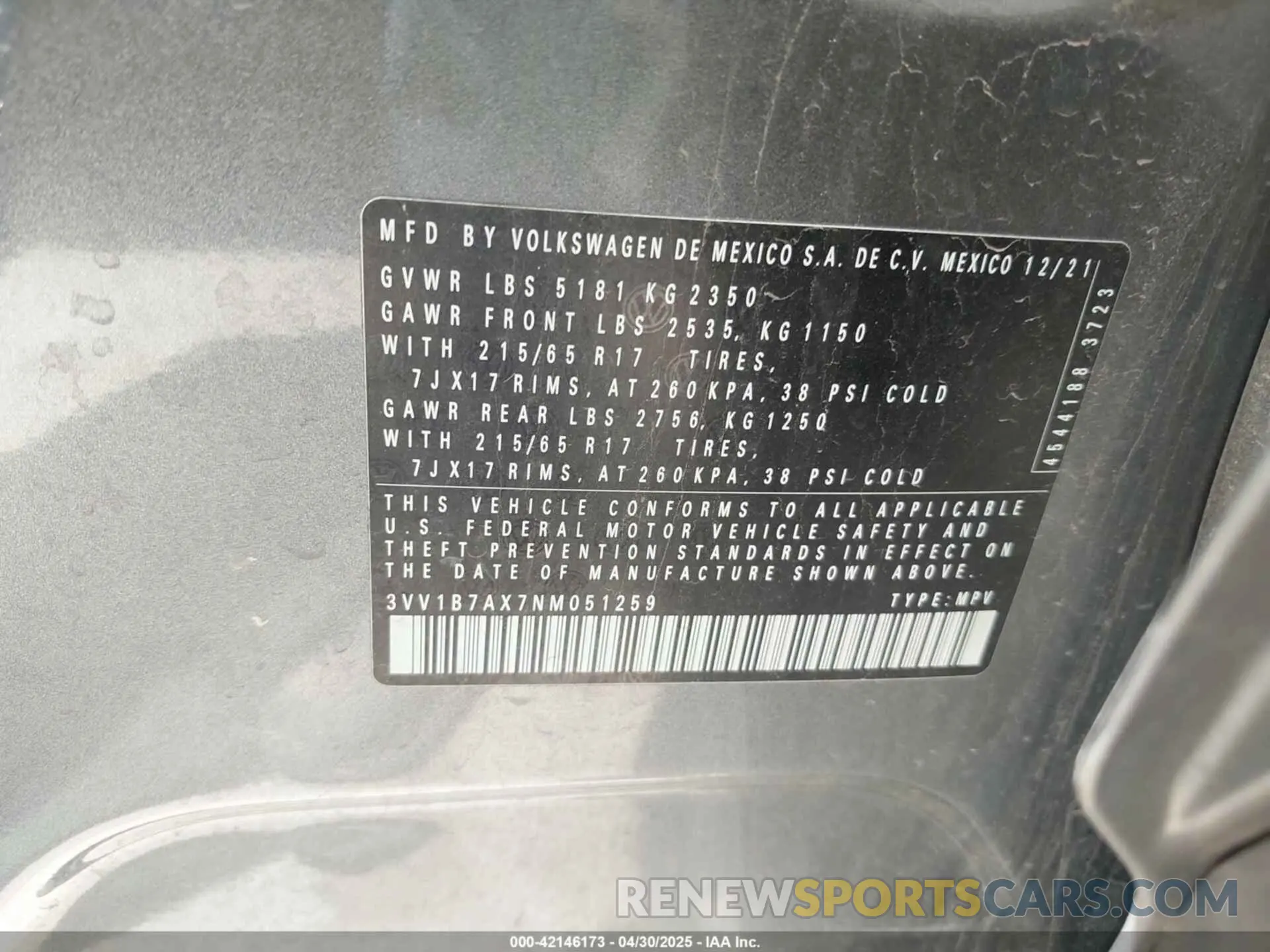 9 Photograph of a damaged car 3VV1B7AX7NM051259 VOLKSWAGEN TIGUAN 2022