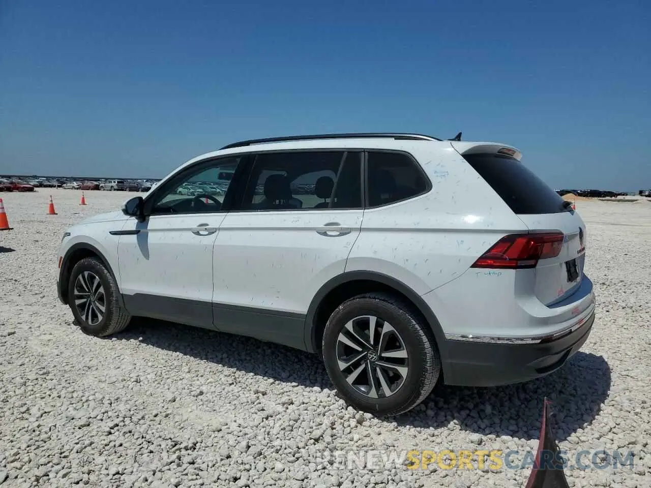 2 Photograph of a damaged car 3VV1B7AXXNM011256 VOLKSWAGEN TIGUAN 2022