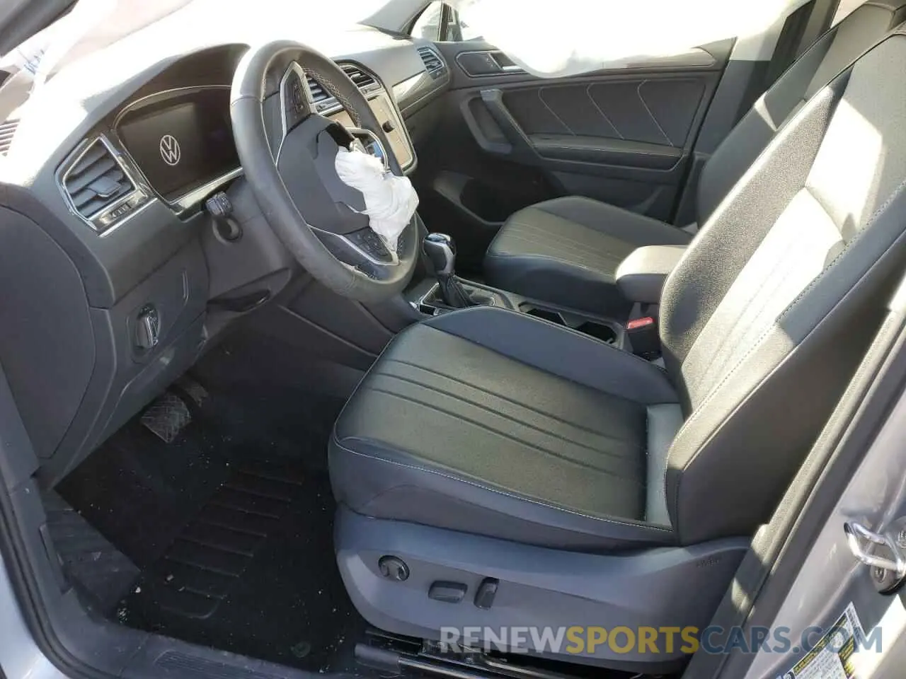 7 Фотография поврежденного автомобиля 3VV2B7AX0NM061376 VOLKSWAGEN TIGUAN 2022