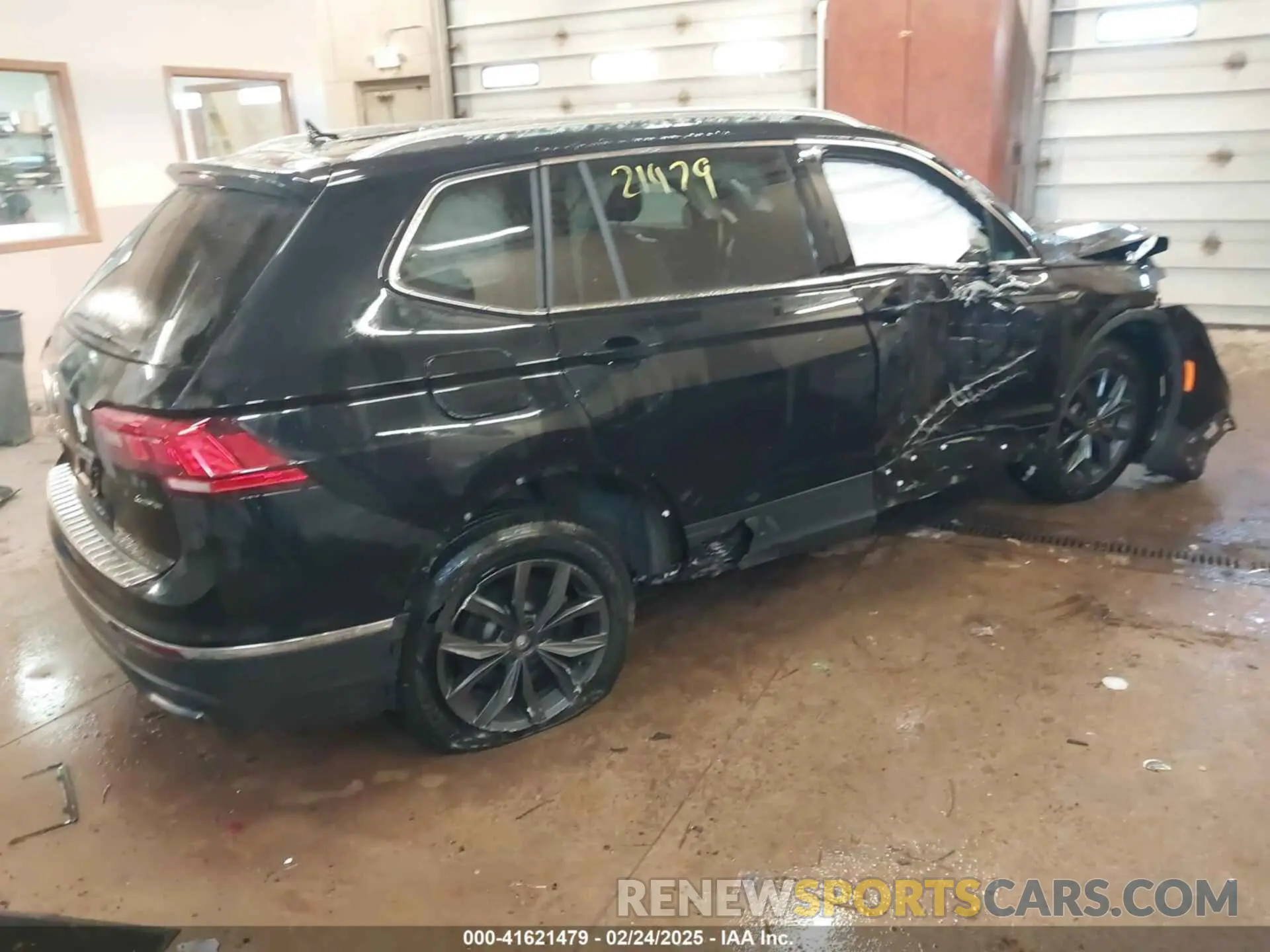 4 Фотография поврежденного автомобиля 3VV2B7AX0NM111869 VOLKSWAGEN TIGUAN 2022