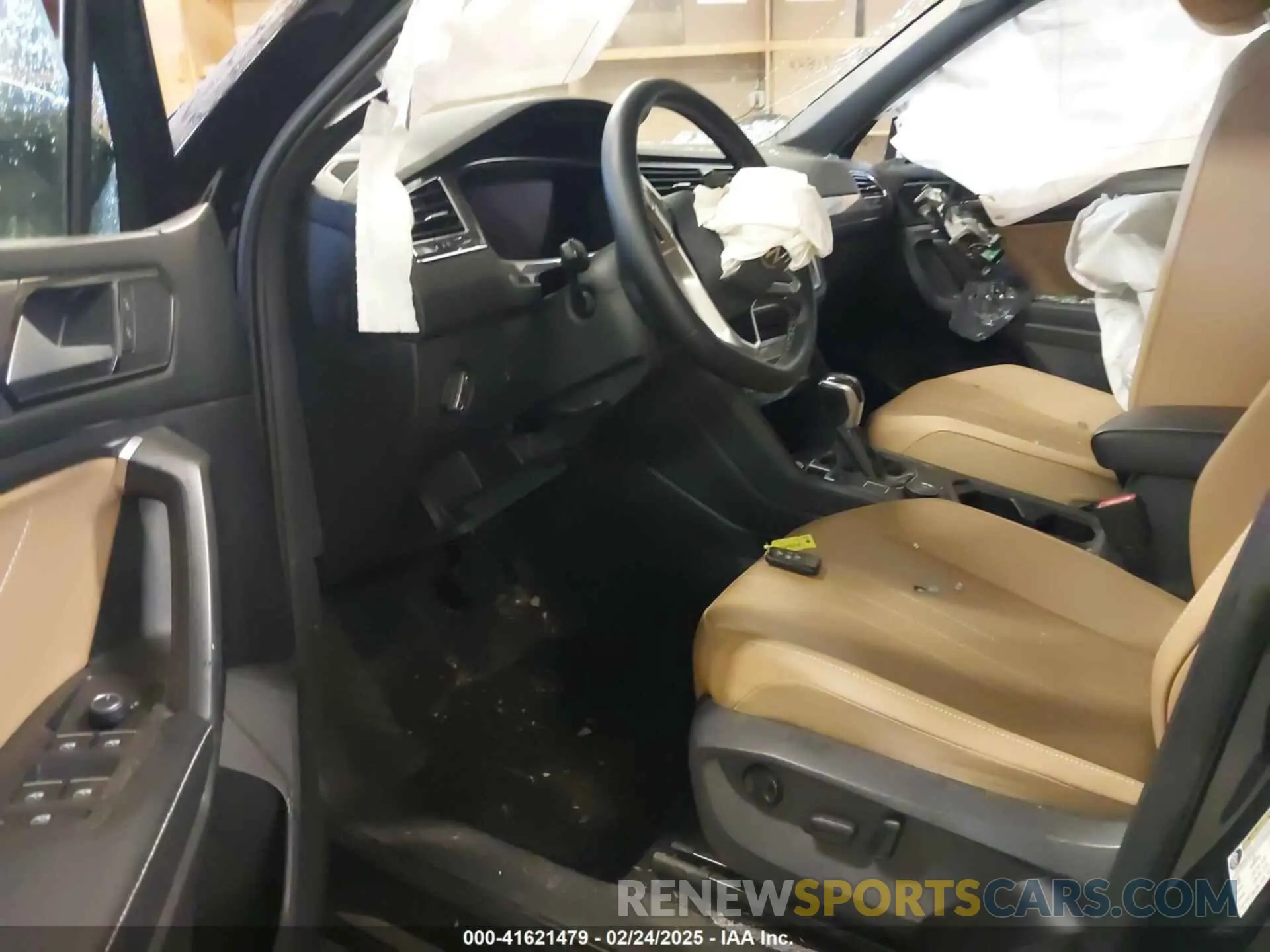 5 Фотография поврежденного автомобиля 3VV2B7AX0NM111869 VOLKSWAGEN TIGUAN 2022
