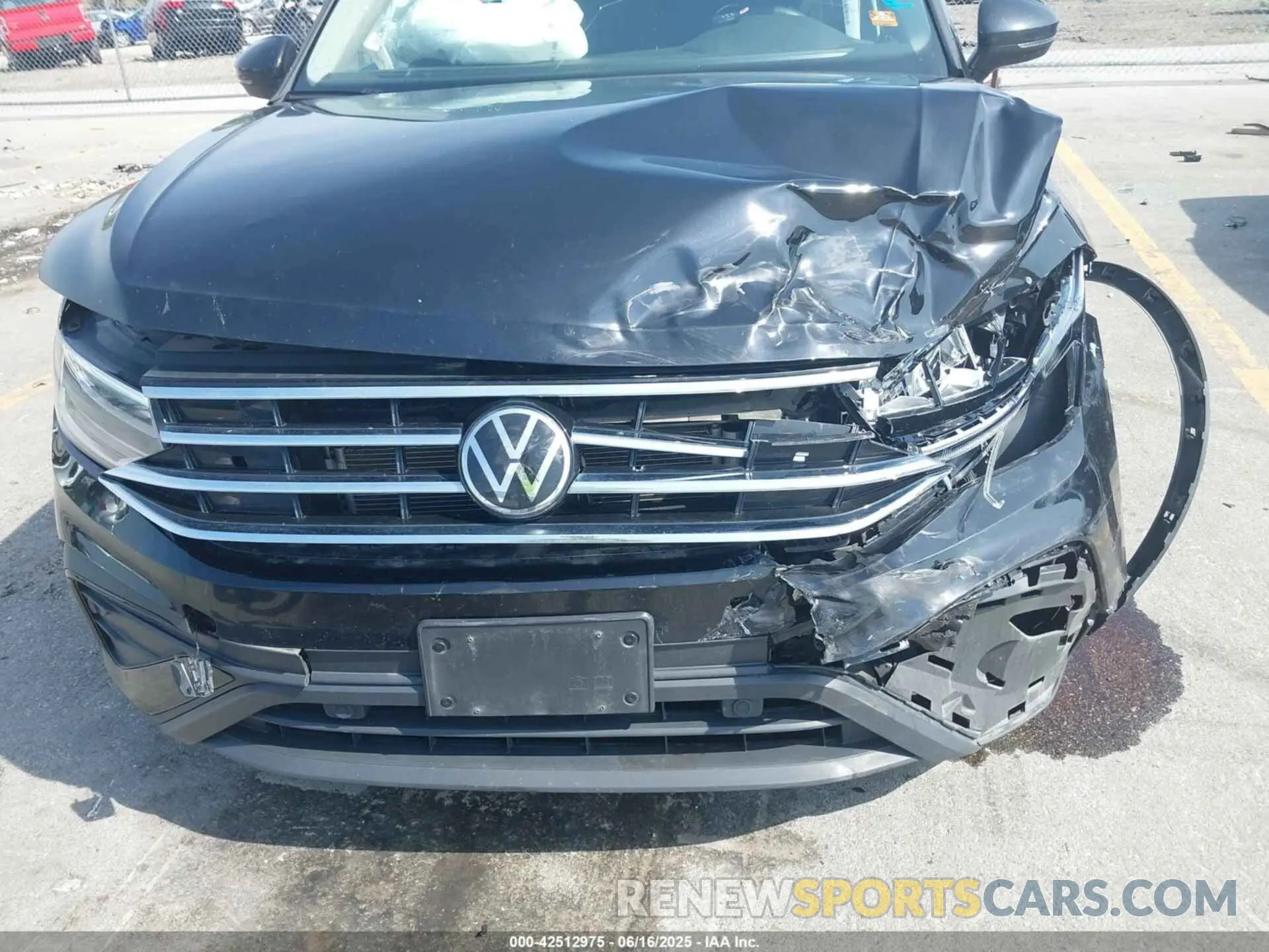 6 Photograph of a damaged car 3VV2B7AX0NM146315 VOLKSWAGEN TIGUAN 2022