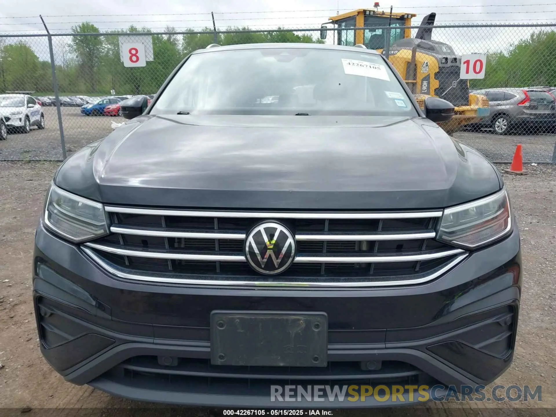 12 Photograph of a damaged car 3VV2B7AX4NM093585 VOLKSWAGEN TIGUAN 2022