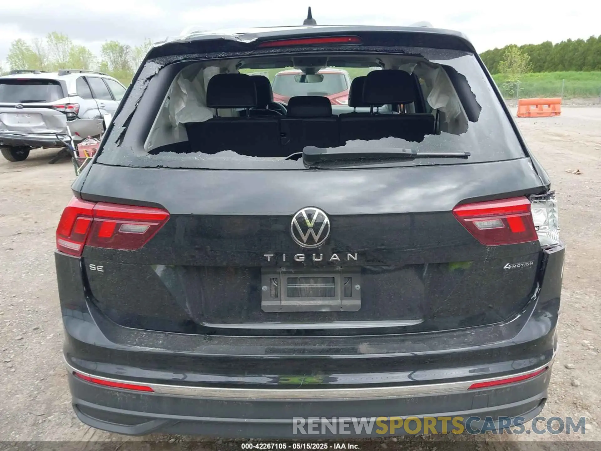 16 Photograph of a damaged car 3VV2B7AX4NM093585 VOLKSWAGEN TIGUAN 2022