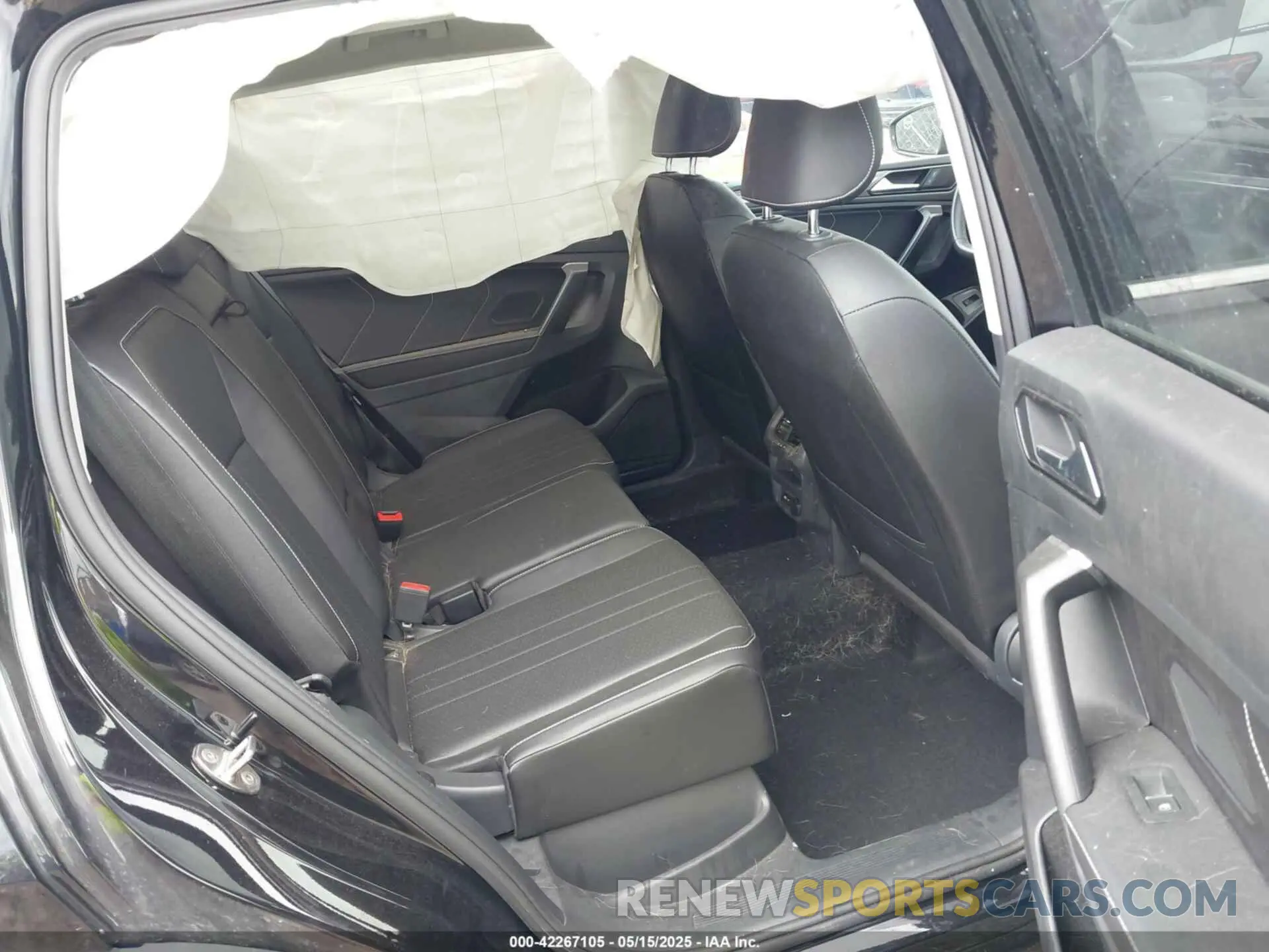 8 Photograph of a damaged car 3VV2B7AX4NM093585 VOLKSWAGEN TIGUAN 2022