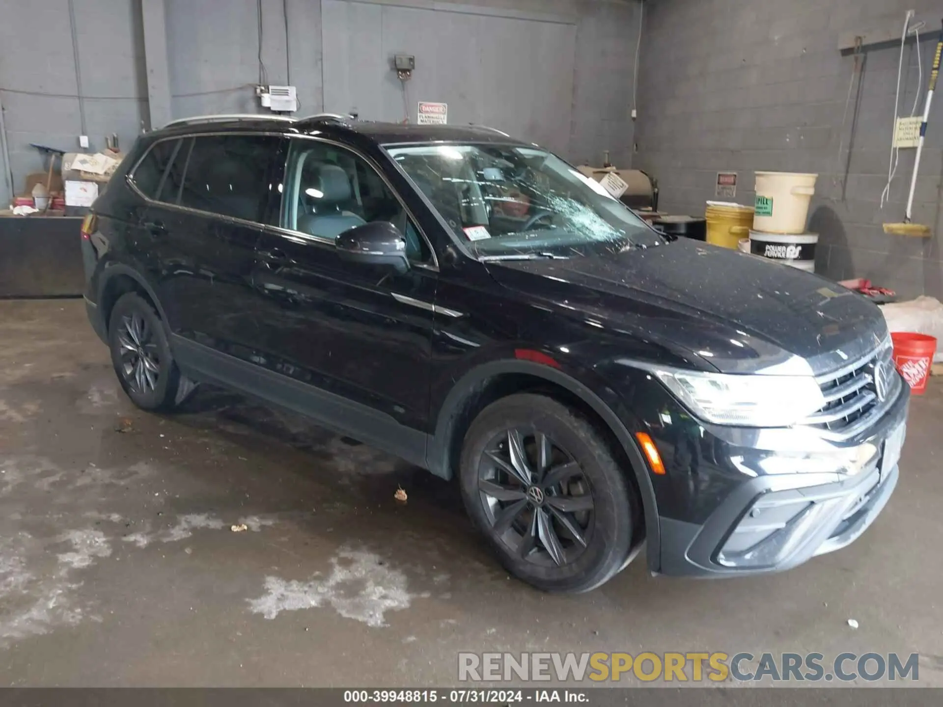 1 Фотография поврежденного автомобиля 3VV2B7AX6NM073743 VOLKSWAGEN TIGUAN 2022