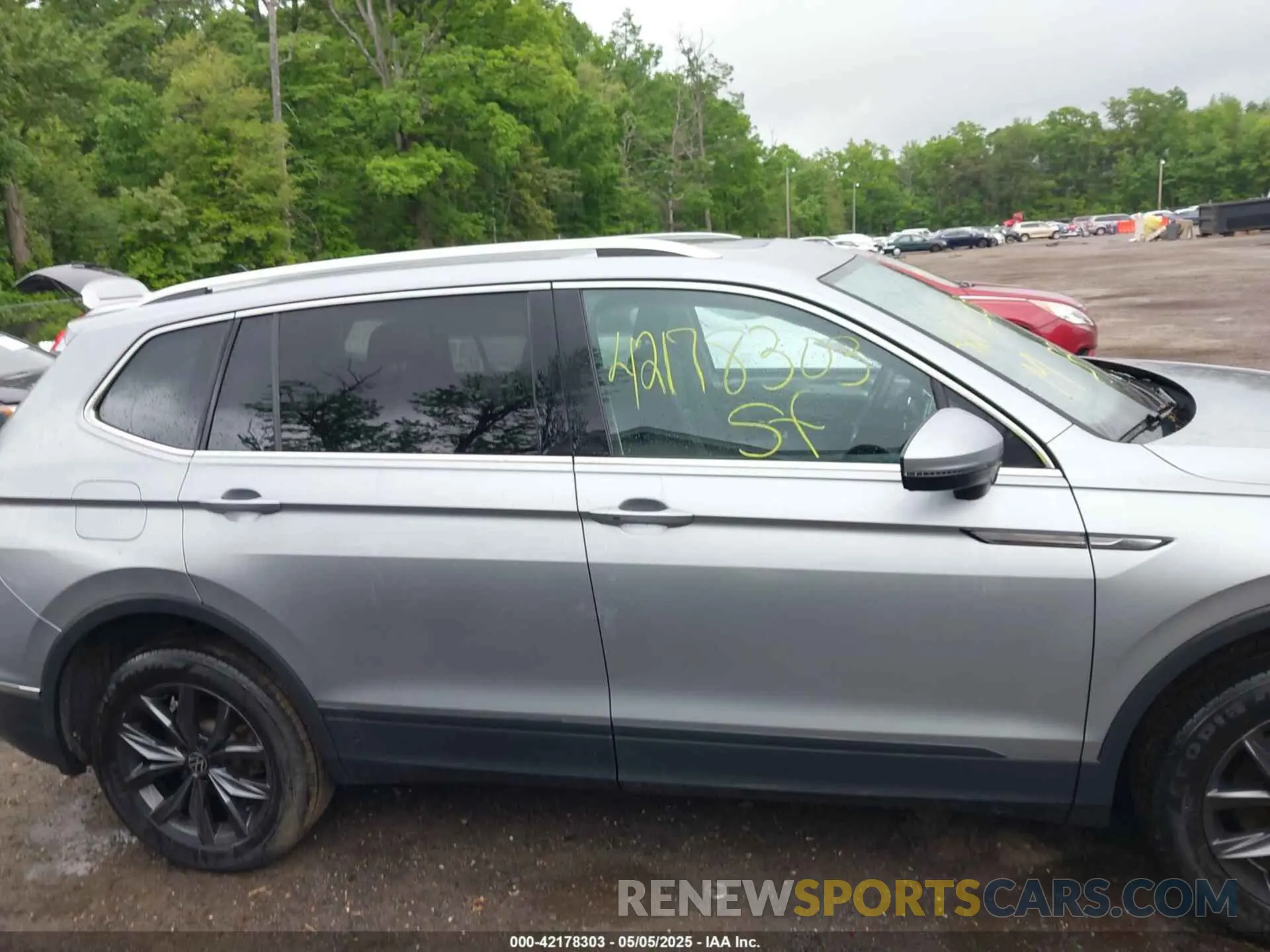14 Фотография поврежденного автомобиля 3VV2B7AX7NM118981 VOLKSWAGEN TIGUAN 2022