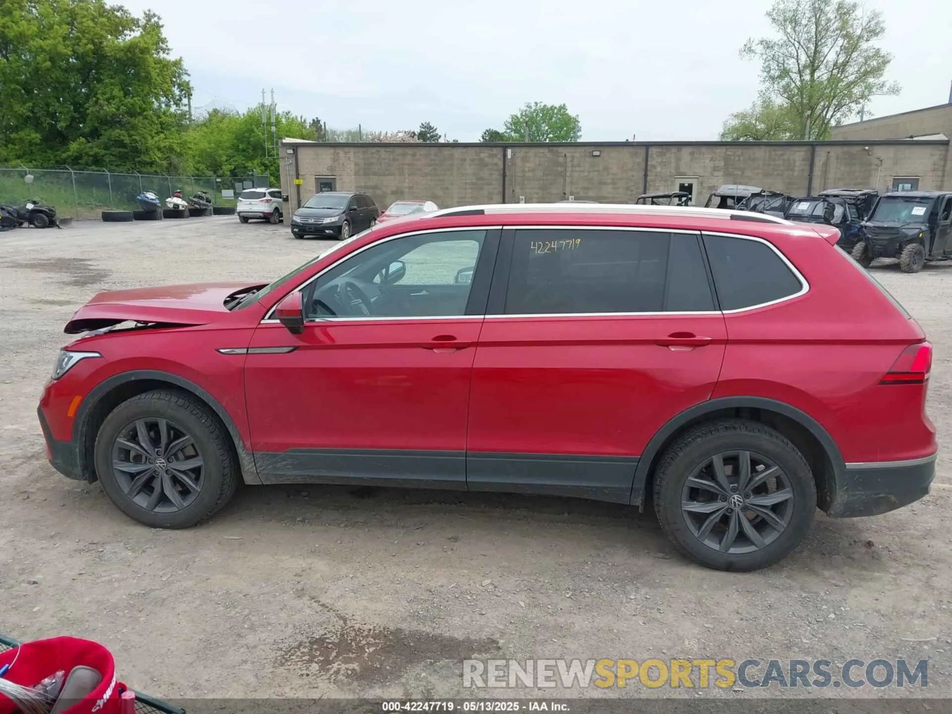 14 Фотография поврежденного автомобиля 3VV2B7AX9NM129948 VOLKSWAGEN TIGUAN 2022