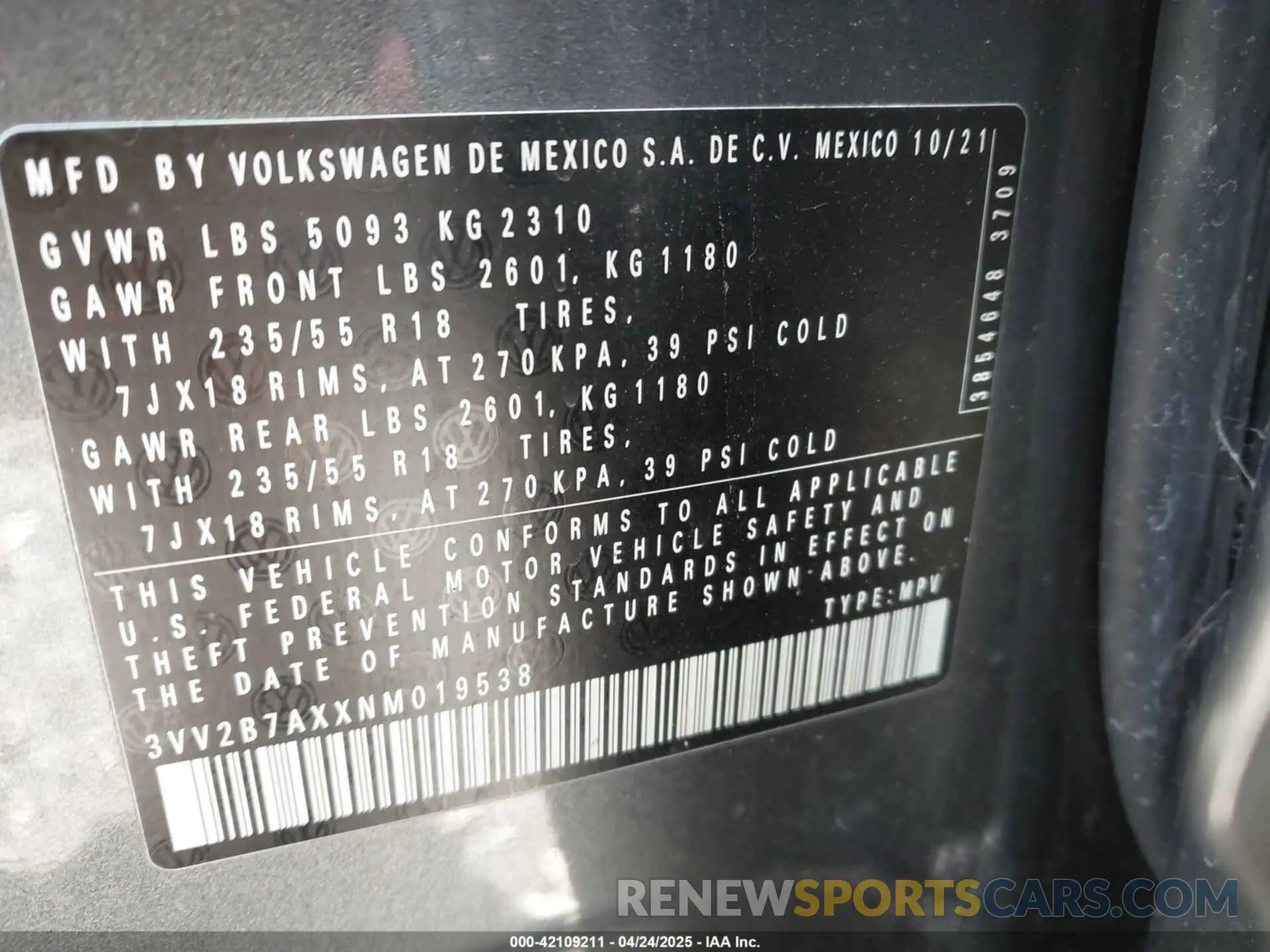9 Photograph of a damaged car 3VV2B7AXXNM019538 VOLKSWAGEN TIGUAN 2022
