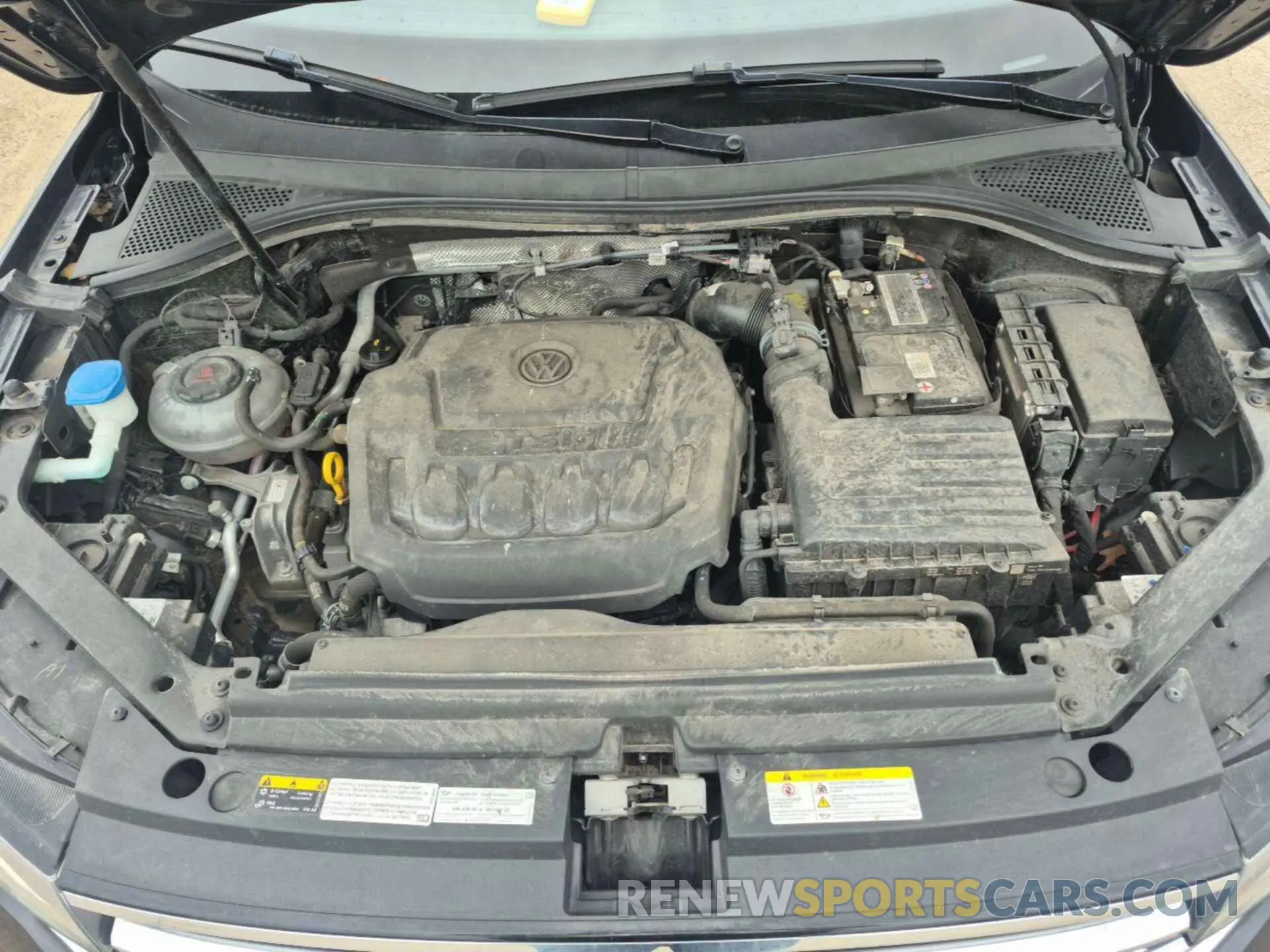 16 Photograph of a damaged car 3VV2B7AXXNM104363 VOLKSWAGEN TIGUAN 2022