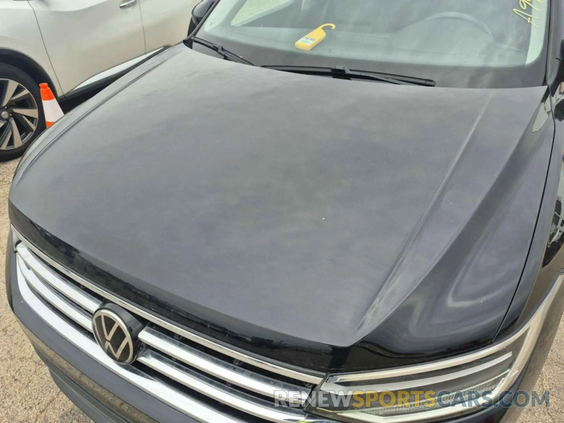 5 Photograph of a damaged car 3VV2B7AXXNM104363 VOLKSWAGEN TIGUAN 2022