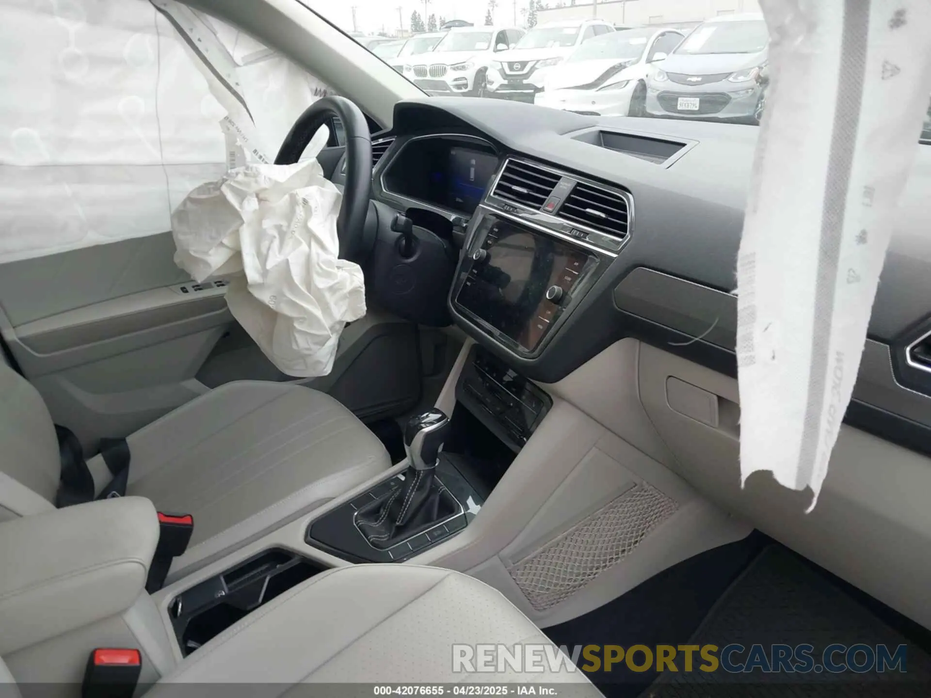 5 Photograph of a damaged car 3VV3B7AX0NM018659 VOLKSWAGEN TIGUAN 2022