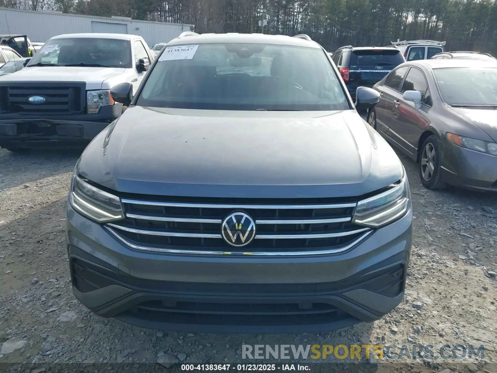 12 Photograph of a damaged car 3VV3B7AX1NM126028 VOLKSWAGEN TIGUAN 2022