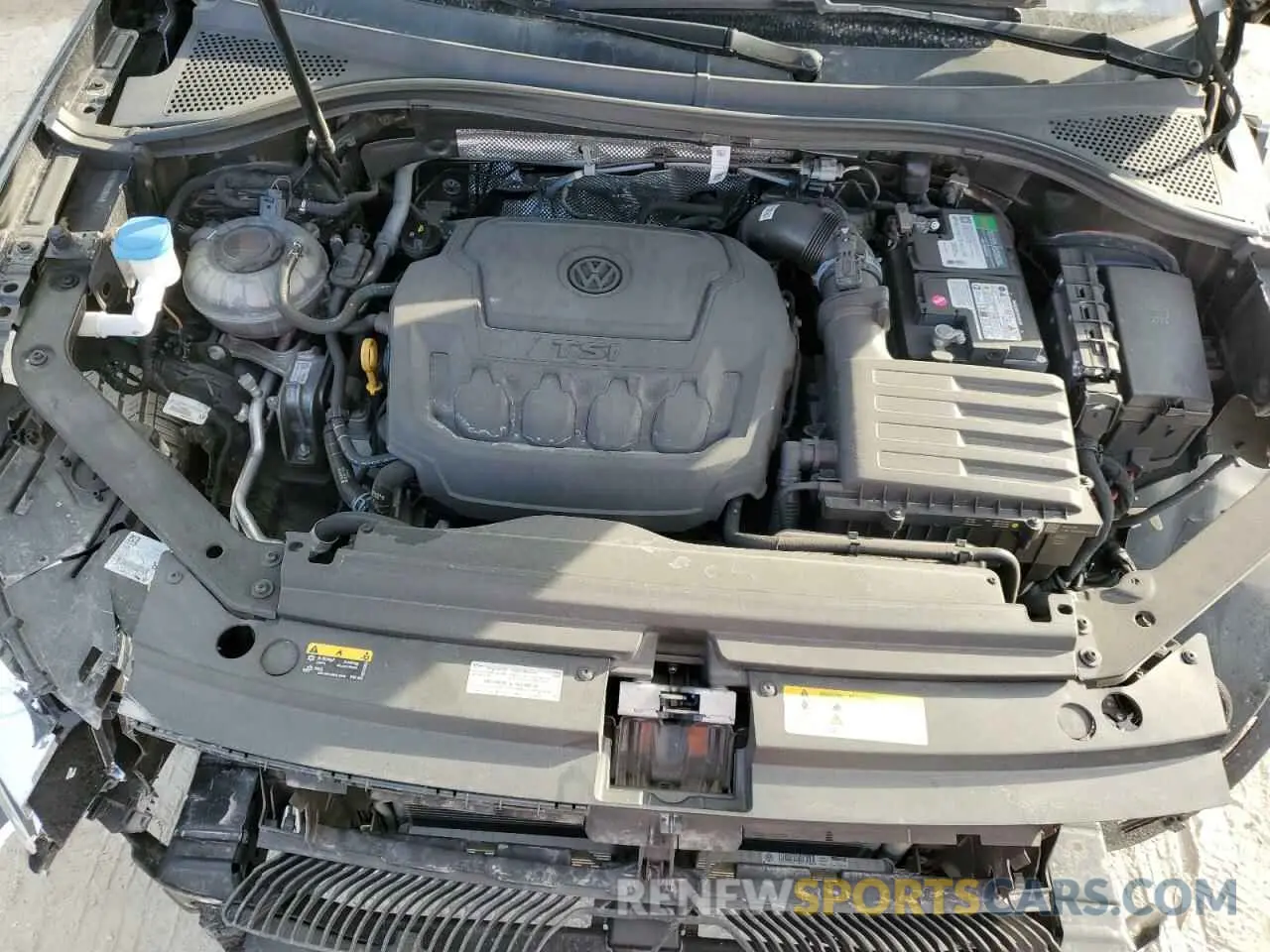 12 Photograph of a damaged car 3VV3B7AX2NM026049 VOLKSWAGEN TIGUAN 2022