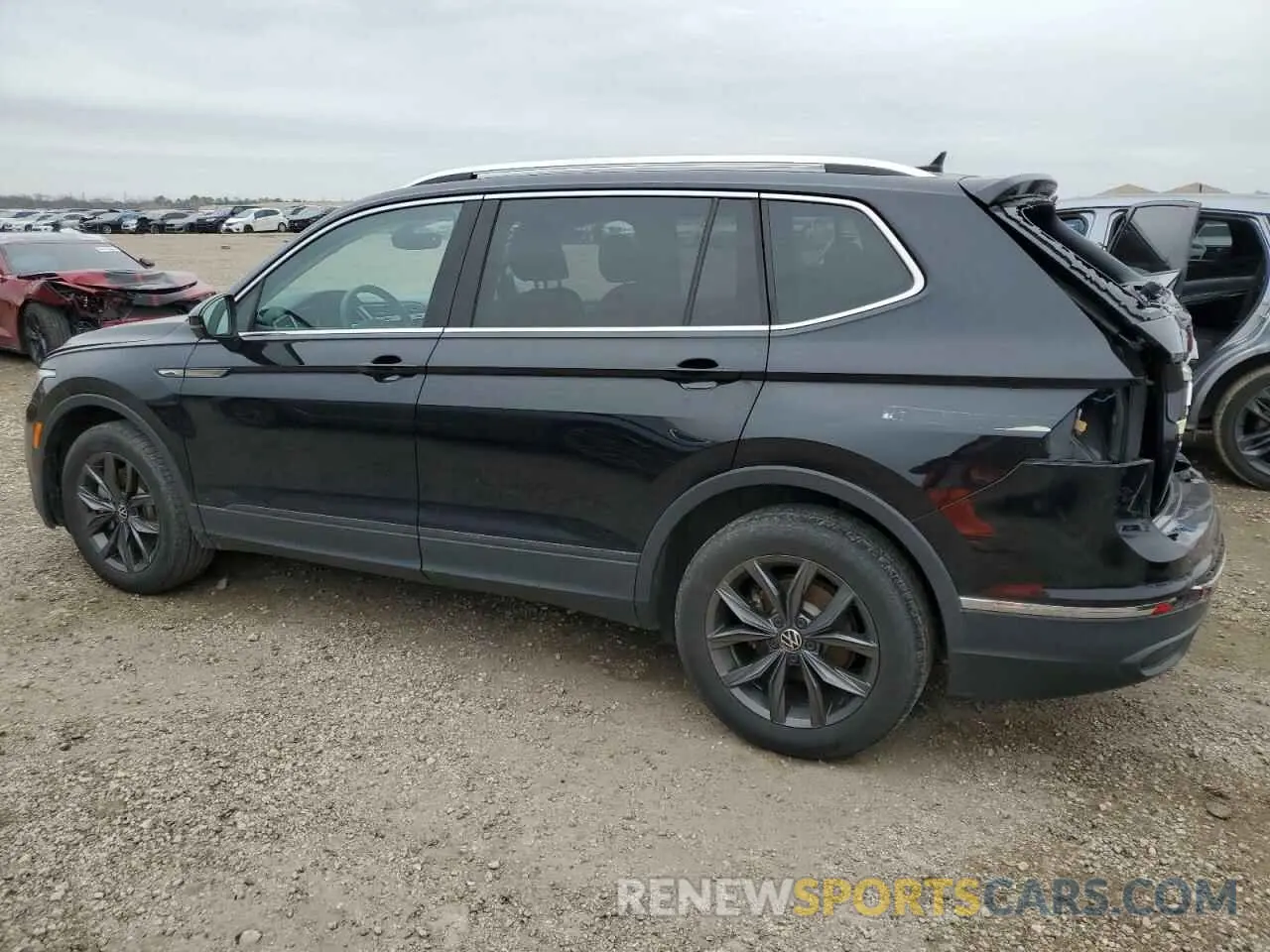 2 Photograph of a damaged car 3VV3B7AX3NM161363 VOLKSWAGEN TIGUAN 2022
