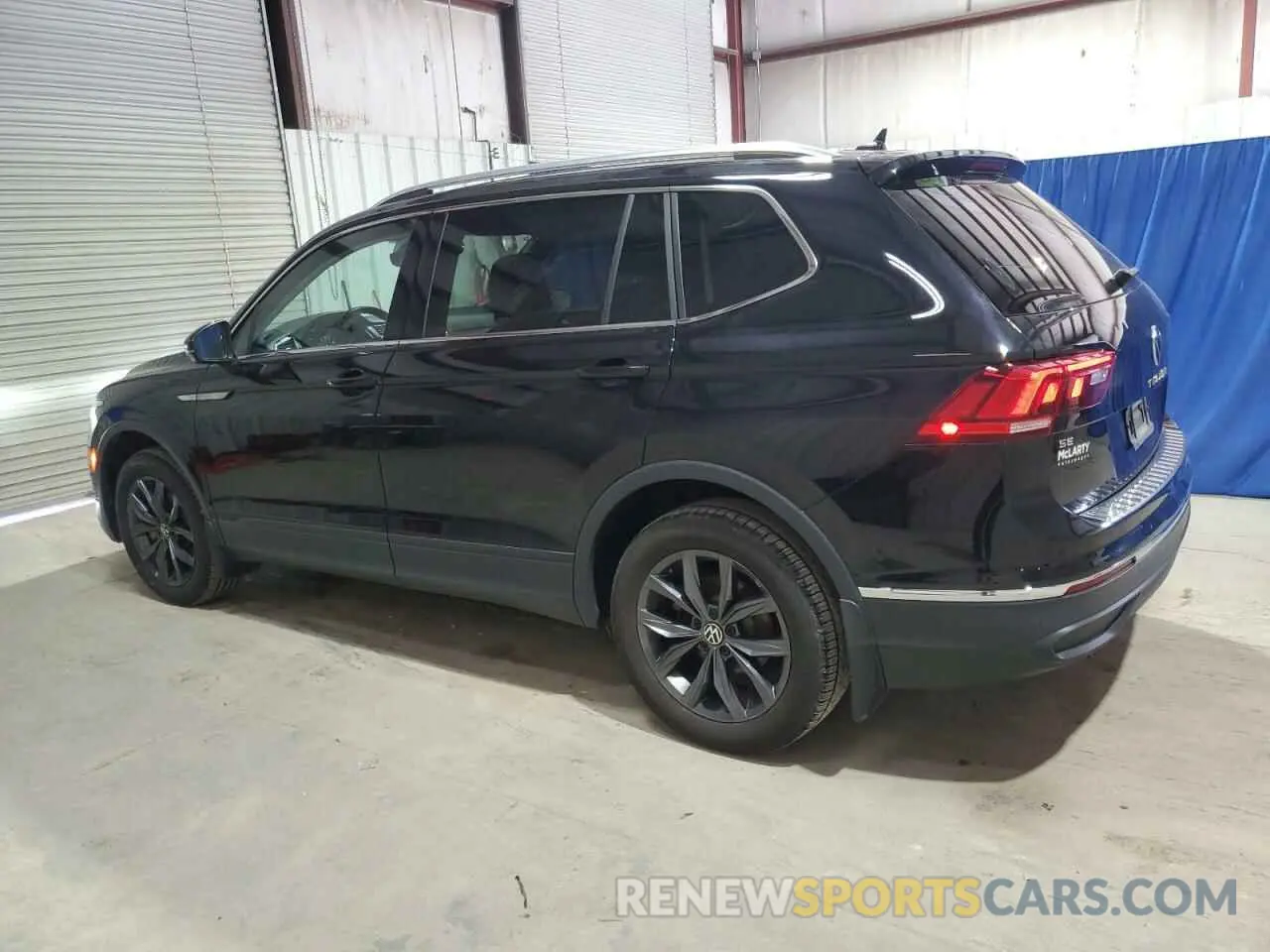 2 Photograph of a damaged car 3VV3B7AX4NM139808 VOLKSWAGEN TIGUAN 2022