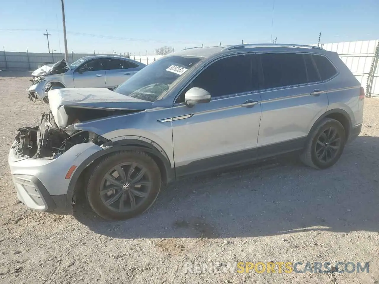 1 Фотография поврежденного автомобиля 3VV3B7AX5NM060857 VOLKSWAGEN TIGUAN 2022
