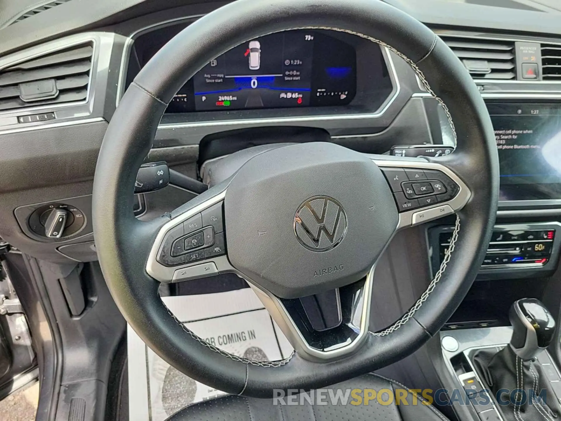 11 Photograph of a damaged car 3VV3B7AX5NM083183 VOLKSWAGEN TIGUAN 2022