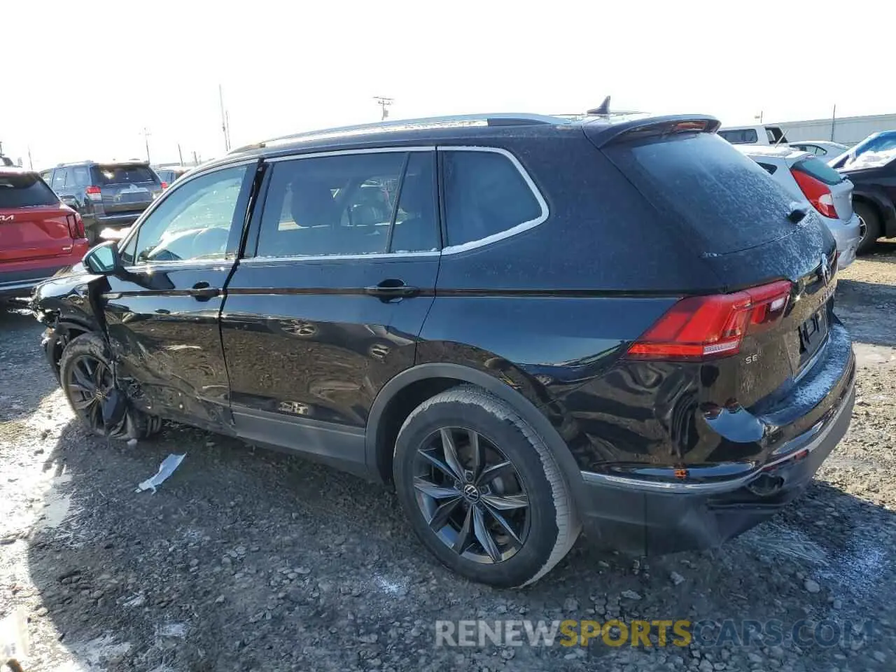 2 Photograph of a damaged car 3VV3B7AX7NM162029 VOLKSWAGEN TIGUAN 2022