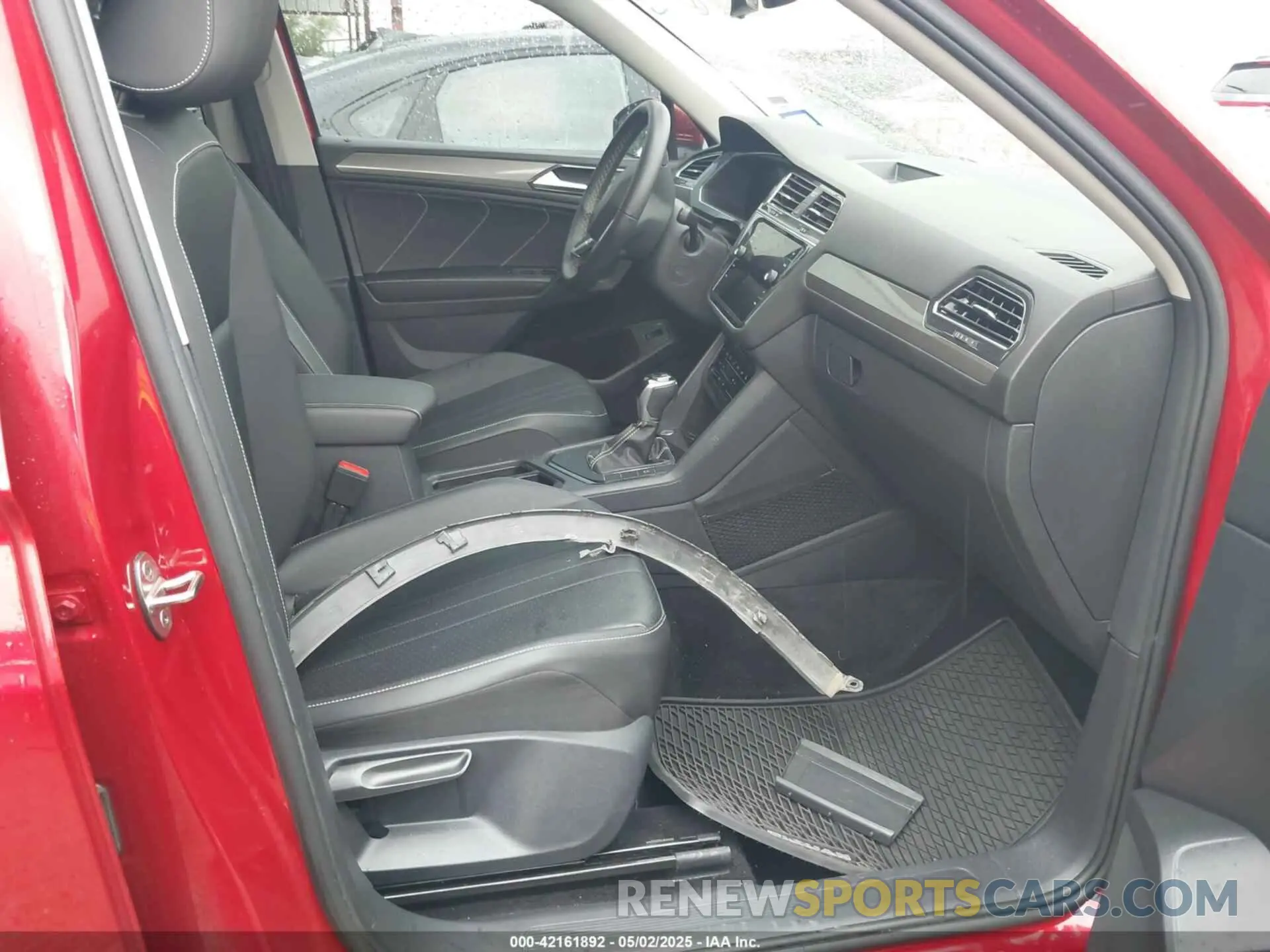 5 Photograph of a damaged car 3VV3B7AX7NM170227 VOLKSWAGEN TIGUAN 2022