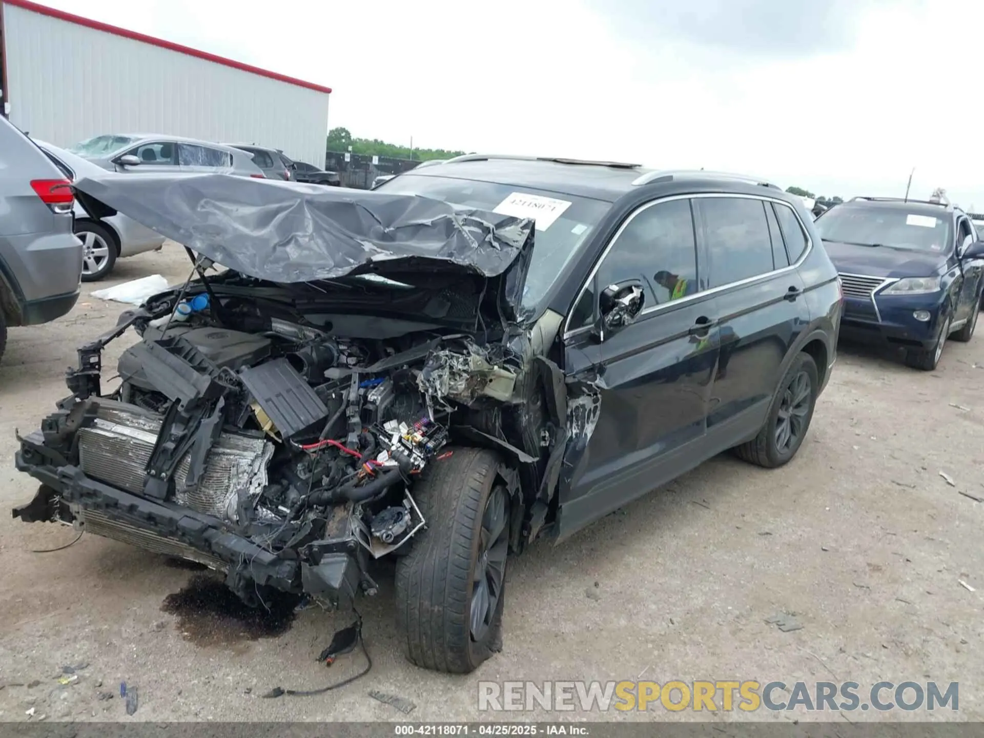 2 Photograph of a damaged car 3VV3B7AXXNM117019 VOLKSWAGEN TIGUAN 2022