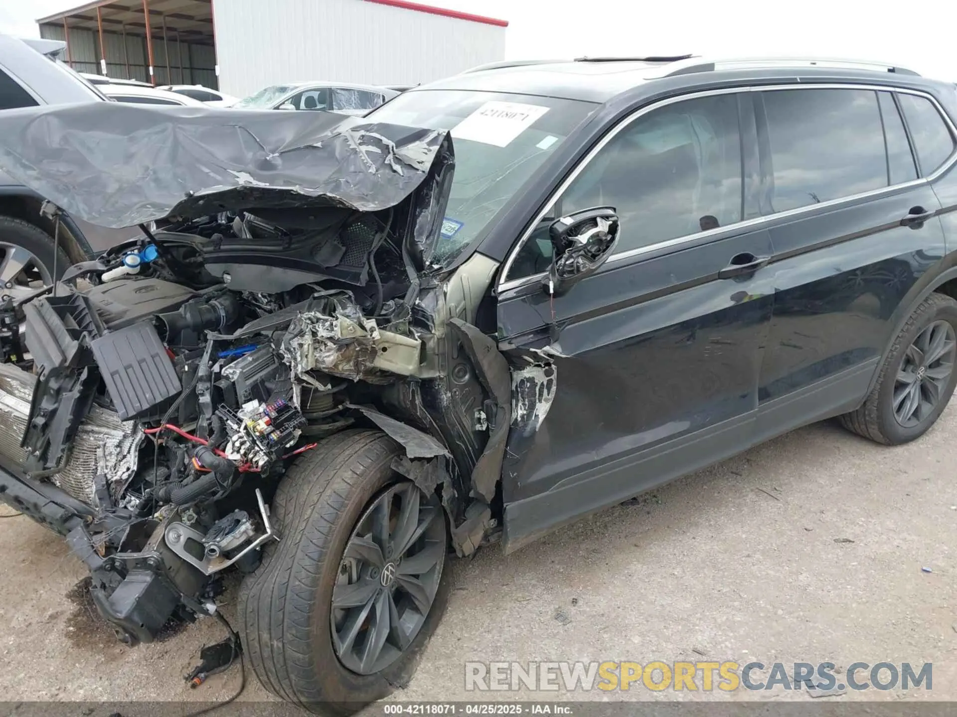6 Photograph of a damaged car 3VV3B7AXXNM117019 VOLKSWAGEN TIGUAN 2022