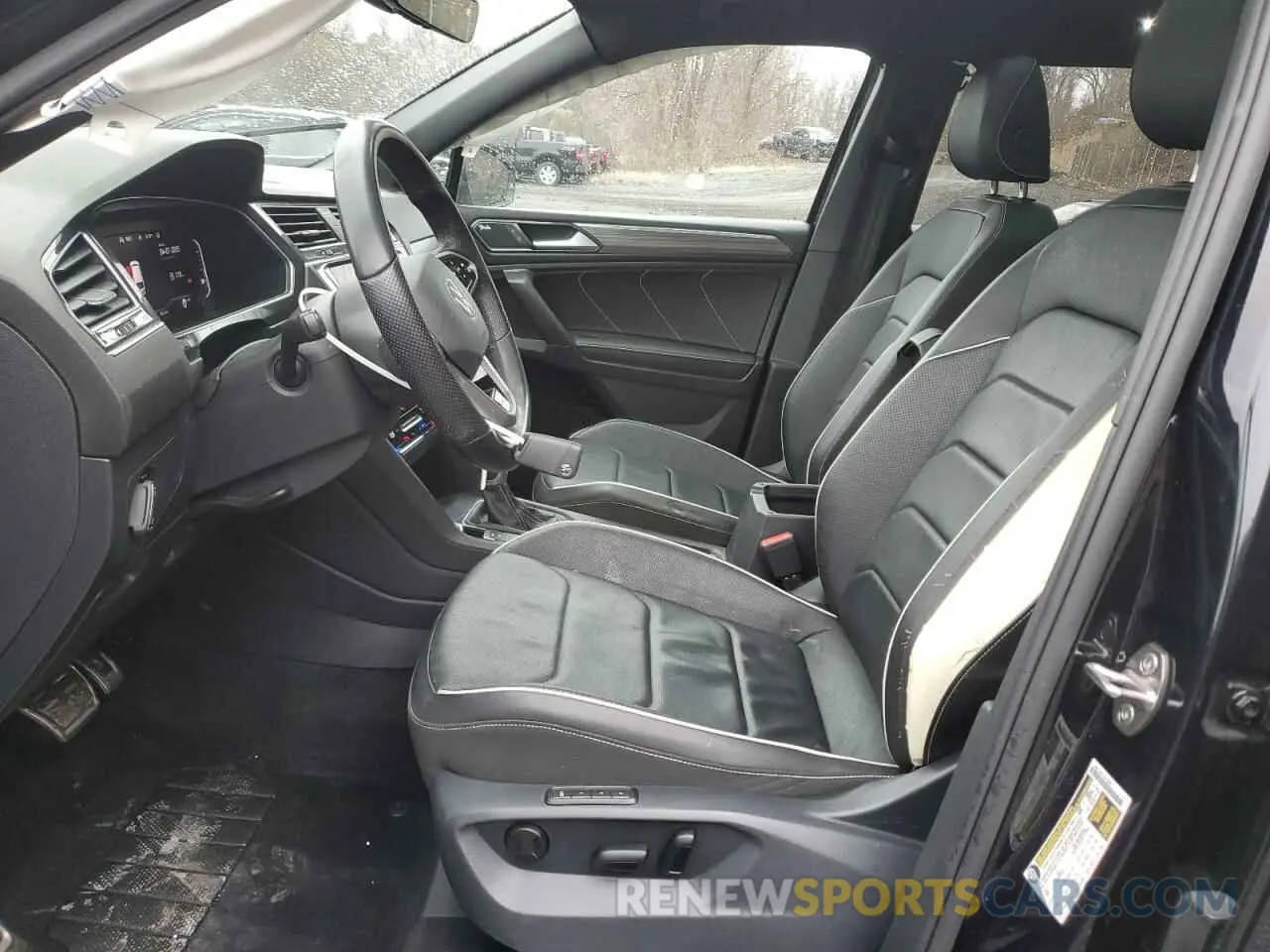 7 Photograph of a damaged car 3VV4B7AX4NM086533 VOLKSWAGEN TIGUAN 2022