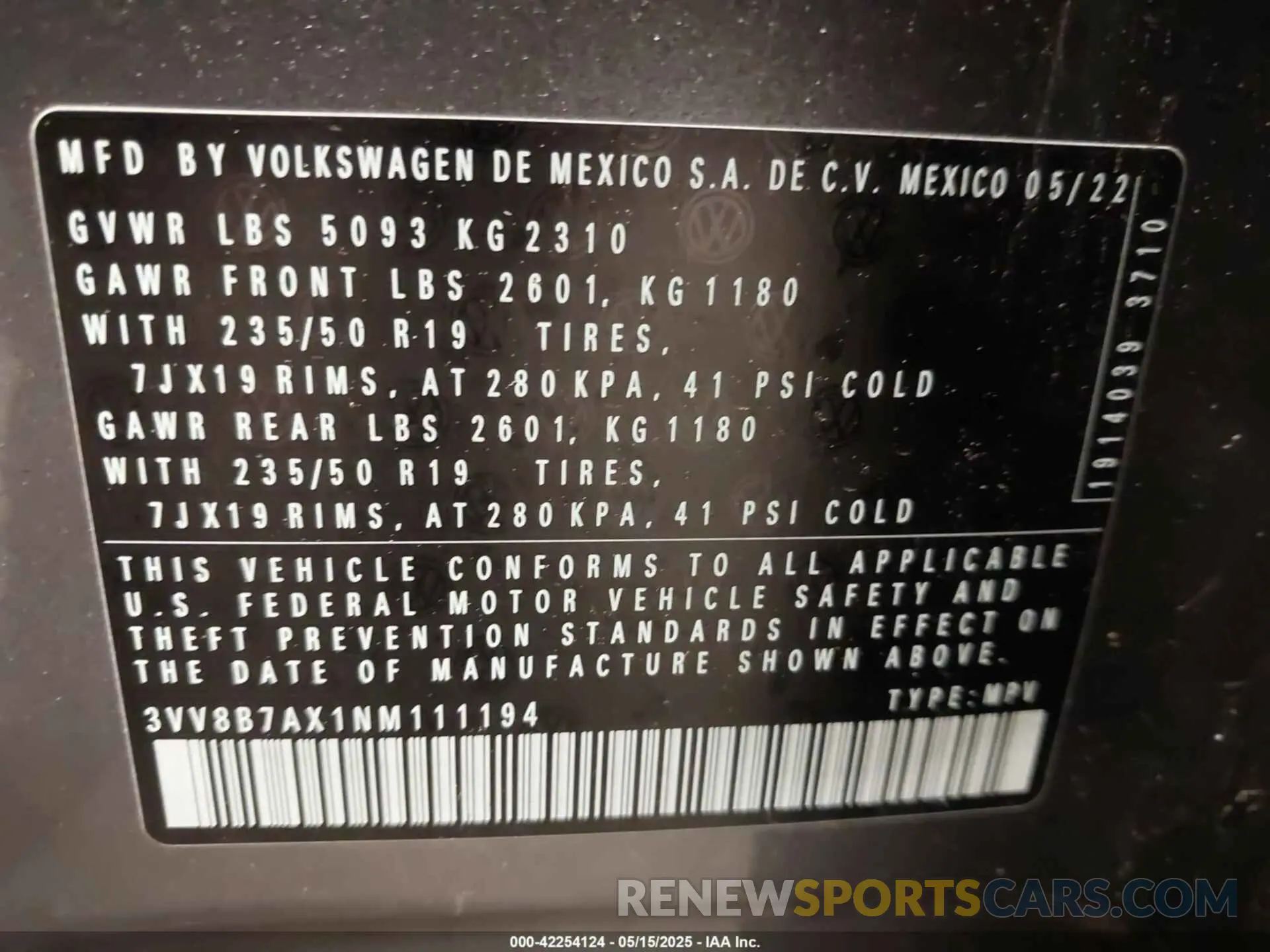 9 Photograph of a damaged car 3VV8B7AX1NM111194 VOLKSWAGEN TIGUAN 2022