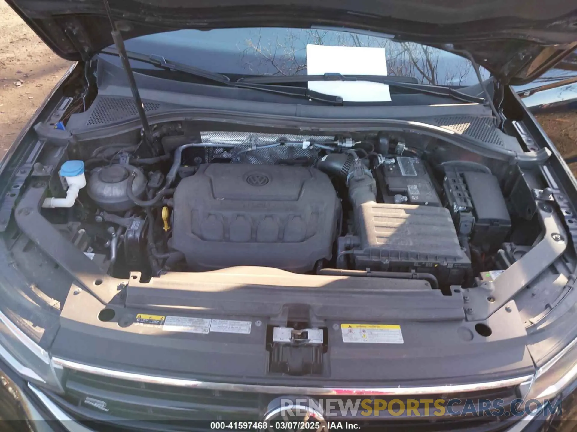10 Photograph of a damaged car 3VV8B7AX2NM029751 VOLKSWAGEN TIGUAN 2022
