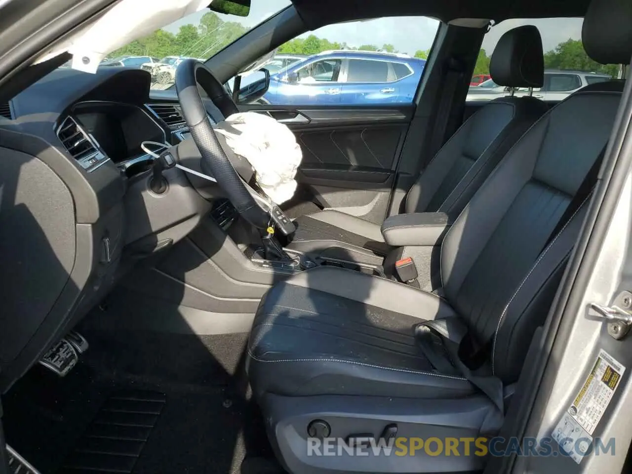 7 Photograph of a damaged car 3VV8B7AX2NM061826 VOLKSWAGEN TIGUAN 2022