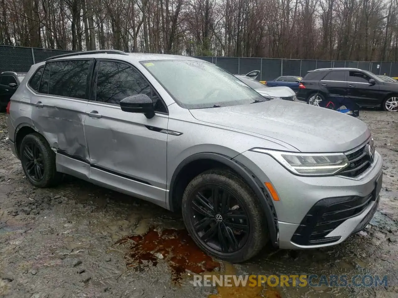 4 Photograph of a damaged car 3VV8B7AX4NM095539 VOLKSWAGEN TIGUAN 2022