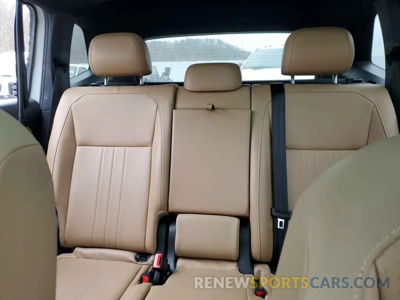 10 Photograph of a damaged car 3VV8B7AX8NM072183 VOLKSWAGEN TIGUAN 2022