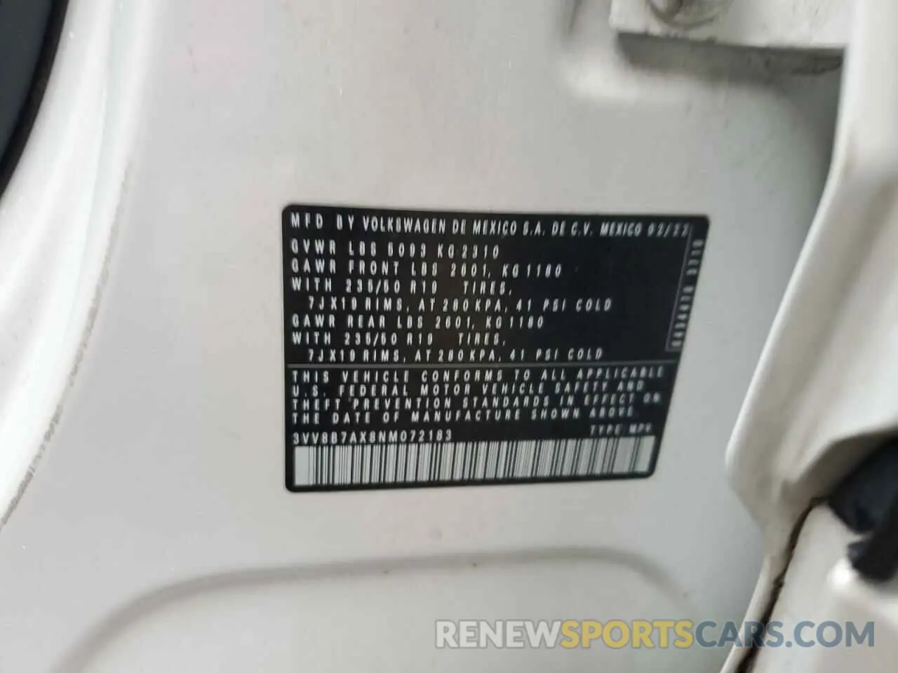 13 Photograph of a damaged car 3VV8B7AX8NM072183 VOLKSWAGEN TIGUAN 2022