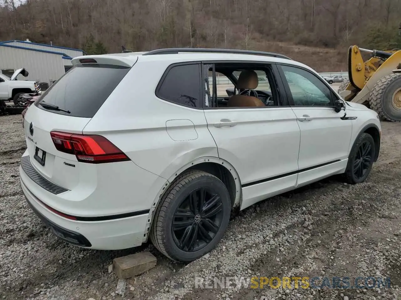3 Photograph of a damaged car 3VV8B7AX8NM072183 VOLKSWAGEN TIGUAN 2022