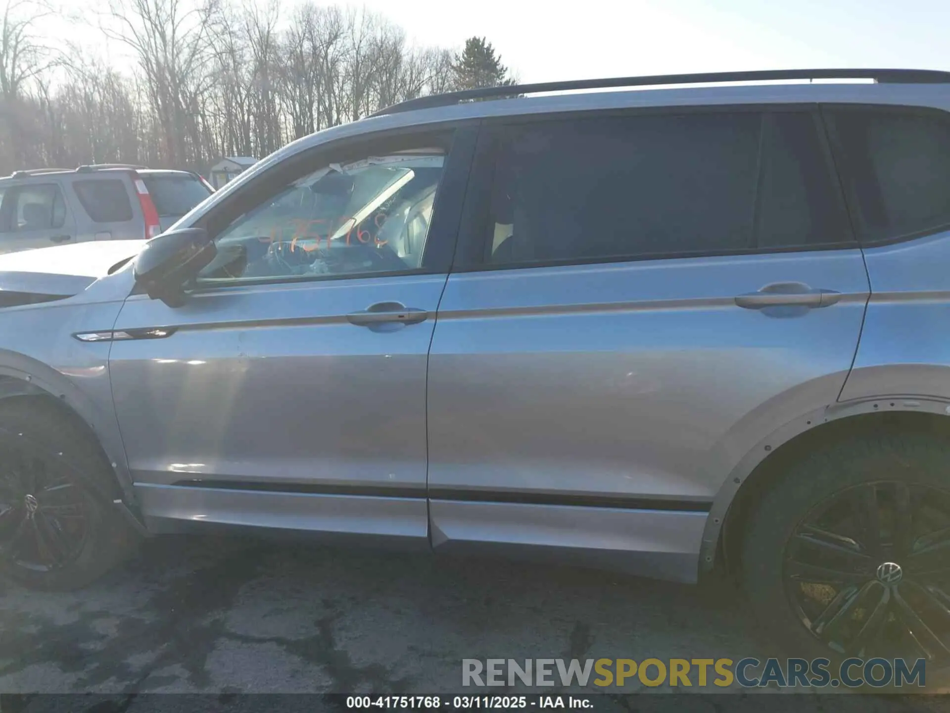 14 Фотография поврежденного автомобиля 3VV8B7AXXNM156120 VOLKSWAGEN TIGUAN 2022
