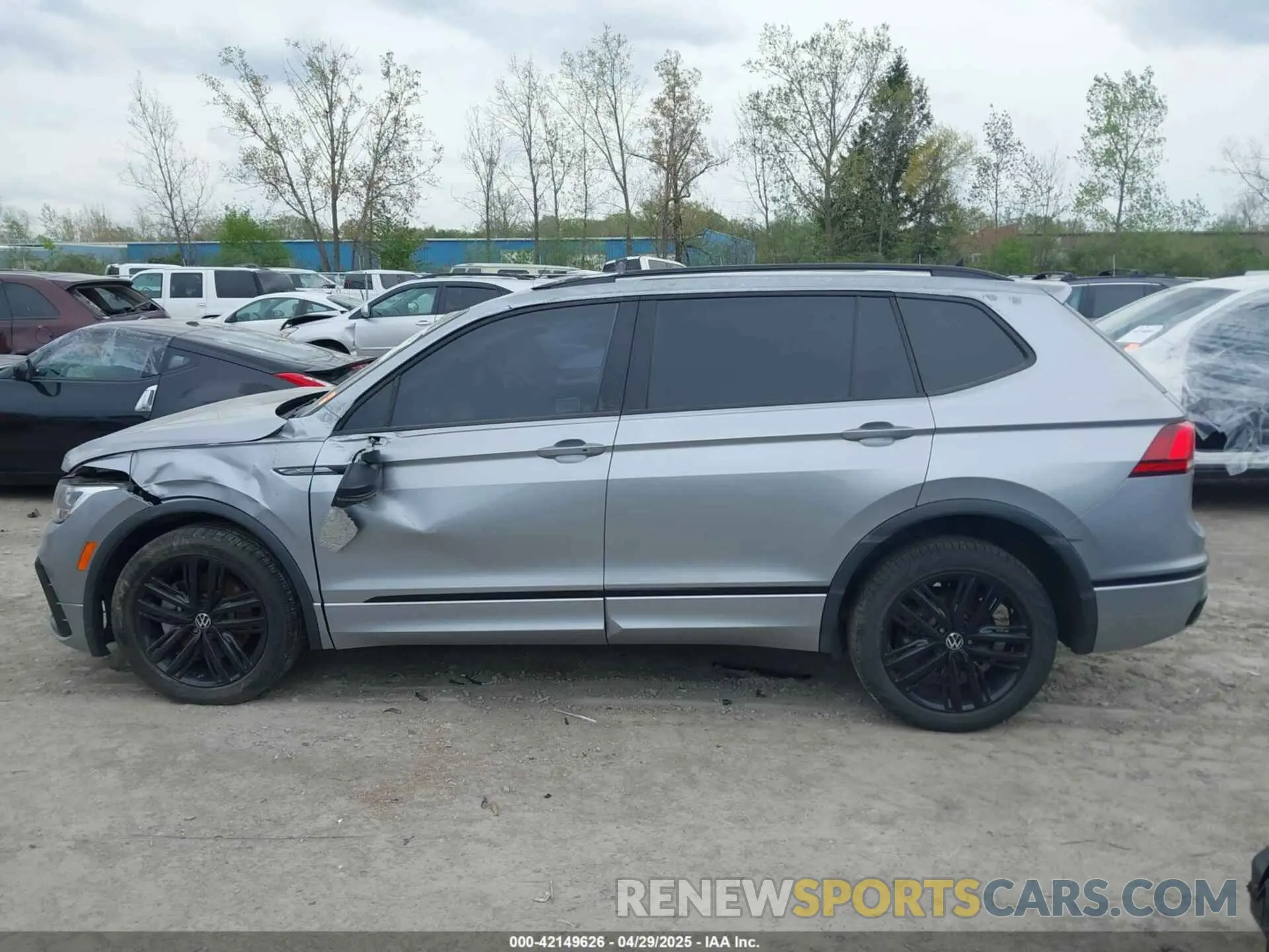 14 Фотография поврежденного автомобиля 3VVCB7AX1NM065960 VOLKSWAGEN TIGUAN 2022