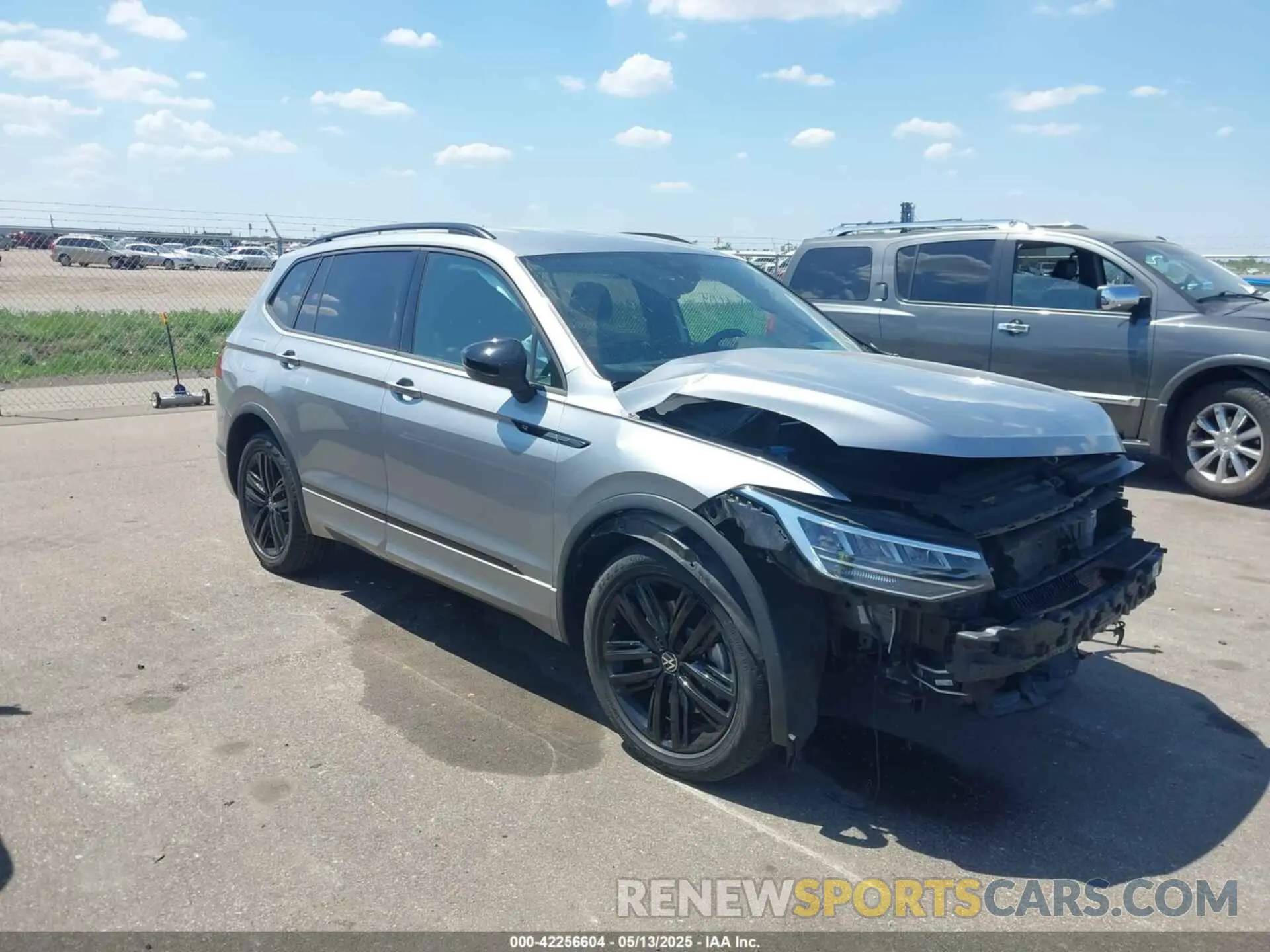 1 Photograph of a damaged car 3VVCB7AX2NM003645 VOLKSWAGEN TIGUAN 2022