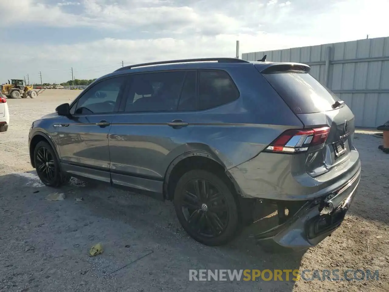 2 Фотография поврежденного автомобиля 3VVCB7AX2NM063439 VOLKSWAGEN TIGUAN 2022