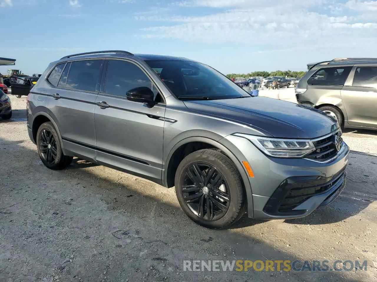 4 Фотография поврежденного автомобиля 3VVCB7AX2NM063439 VOLKSWAGEN TIGUAN 2022
