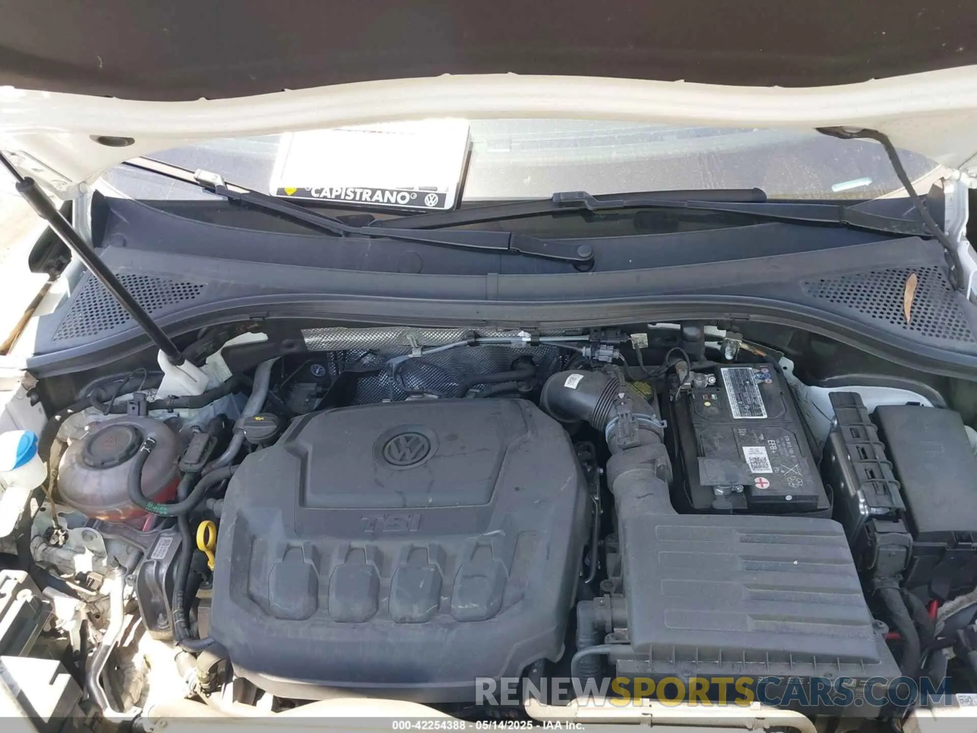 10 Photograph of a damaged car 3VVCB7AX3NM073218 VOLKSWAGEN TIGUAN 2022