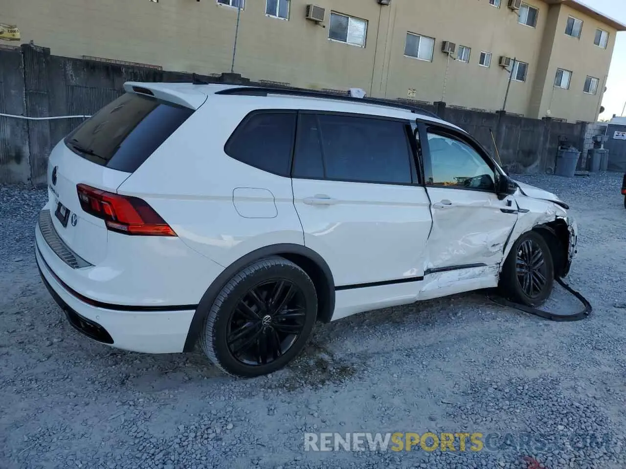 3 Фотография поврежденного автомобиля 3VVCB7AX5NM007544 VOLKSWAGEN TIGUAN 2022