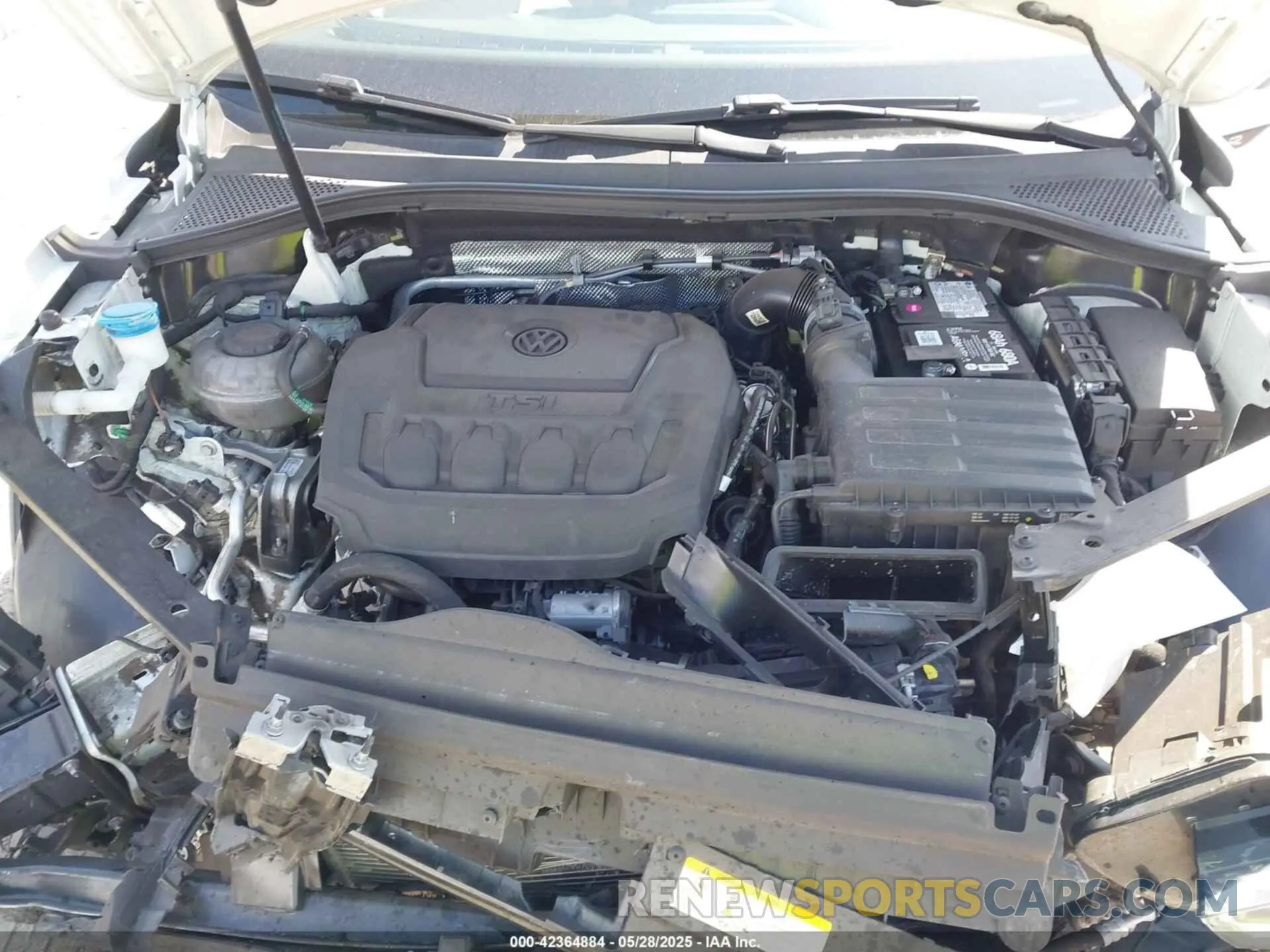 10 Фотография поврежденного автомобиля 3VVCB7AX5NM009696 VOLKSWAGEN TIGUAN 2022