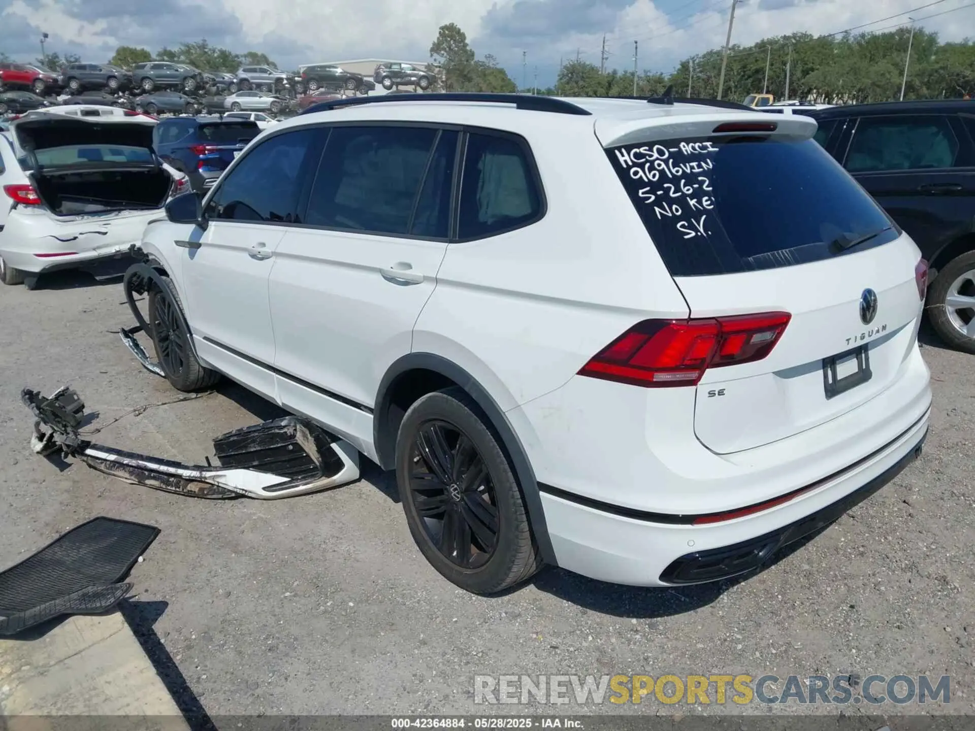 3 Фотография поврежденного автомобиля 3VVCB7AX5NM009696 VOLKSWAGEN TIGUAN 2022