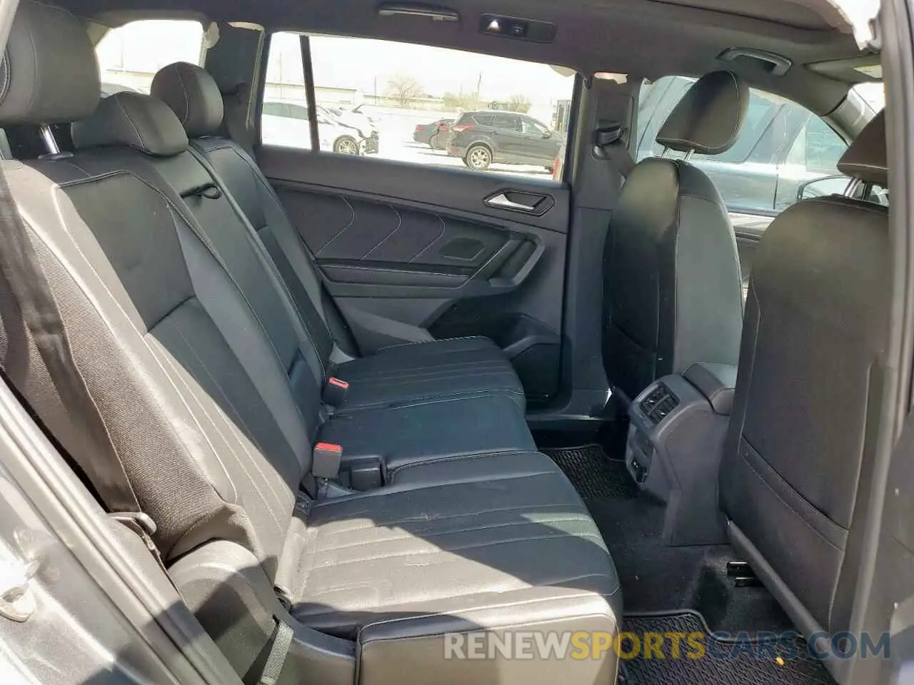12 Фотография поврежденного автомобиля 3VVCB7AX6NM065002 VOLKSWAGEN TIGUAN 2022