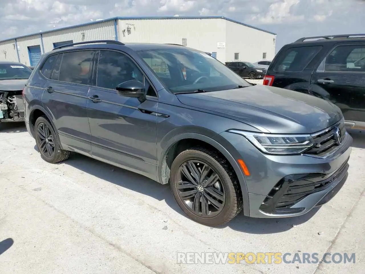 4 Фотография поврежденного автомобиля 3VVCB7AX6NM065002 VOLKSWAGEN TIGUAN 2022