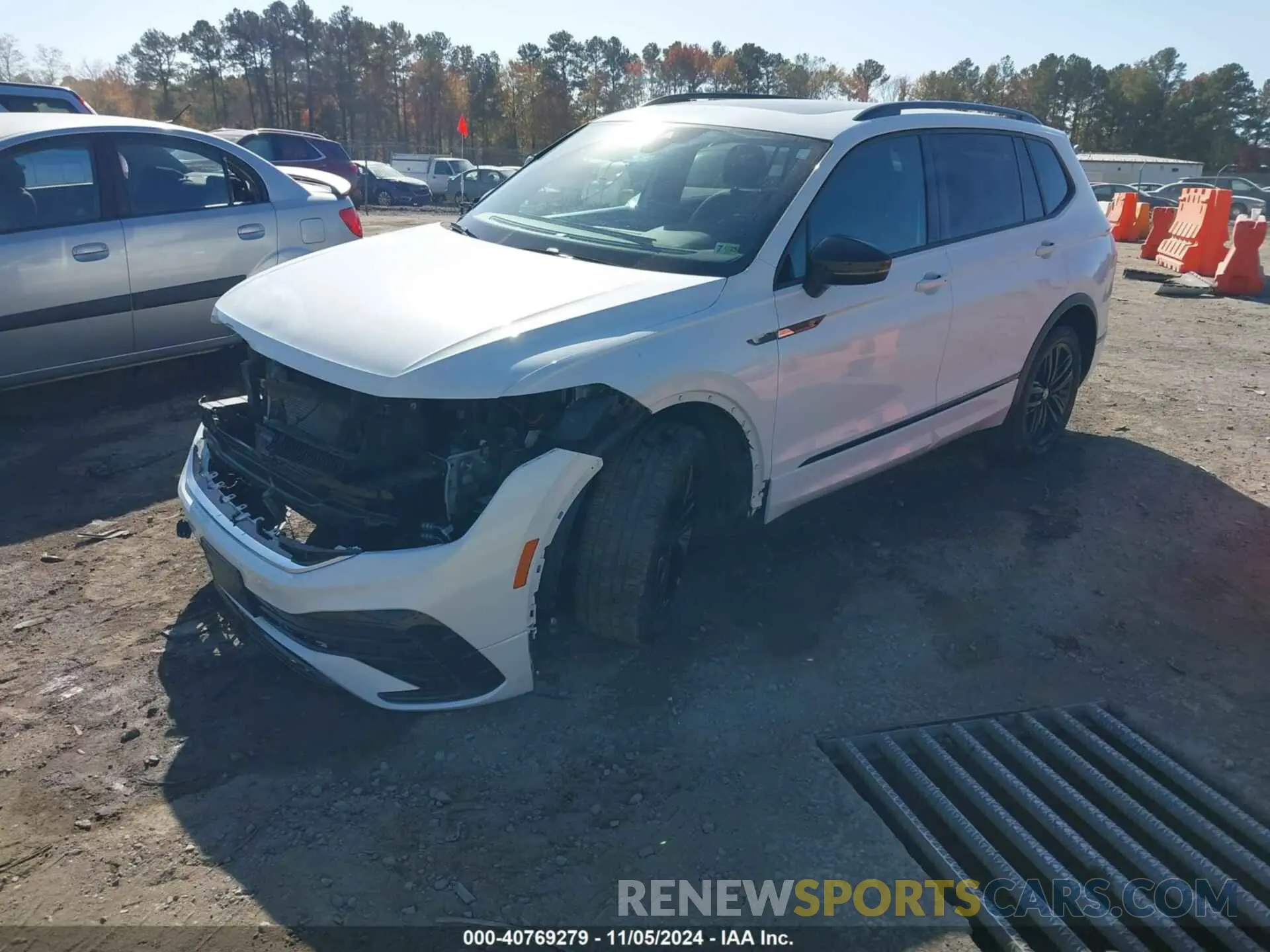 2 Фотография поврежденного автомобиля 3VVCB7AX8NM131565 VOLKSWAGEN TIGUAN 2022