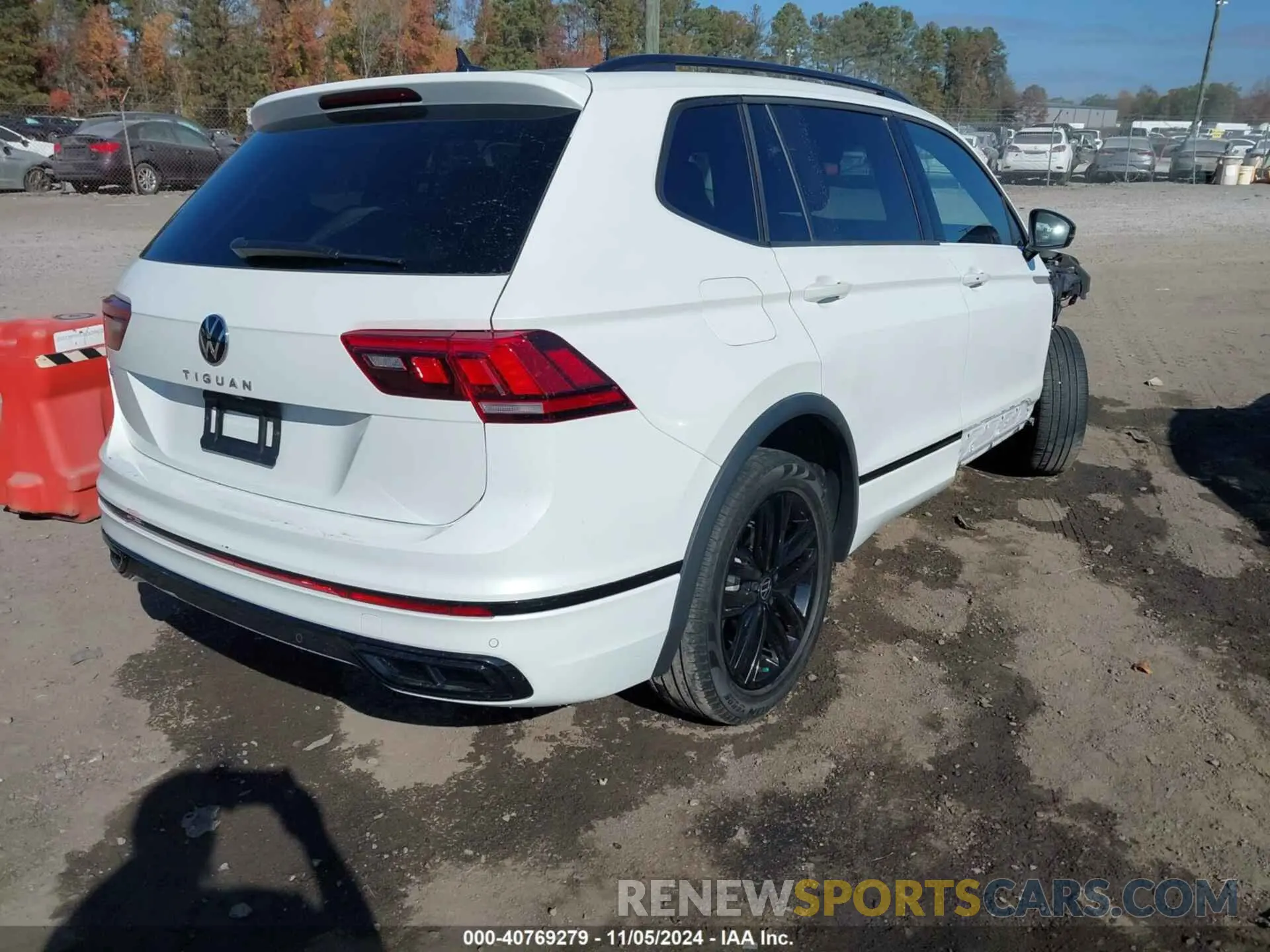 4 Фотография поврежденного автомобиля 3VVCB7AX8NM131565 VOLKSWAGEN TIGUAN 2022