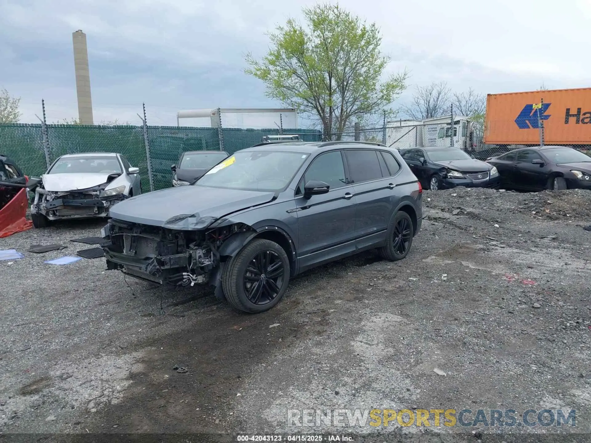 2 Photograph of a damaged car 3VVCB7AX9NM014741 VOLKSWAGEN TIGUAN 2022
