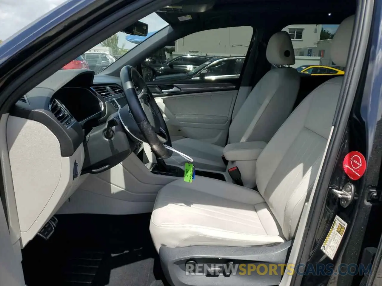 7 Photograph of a damaged car 3VVCB7AXXNM080652 VOLKSWAGEN TIGUAN 2022